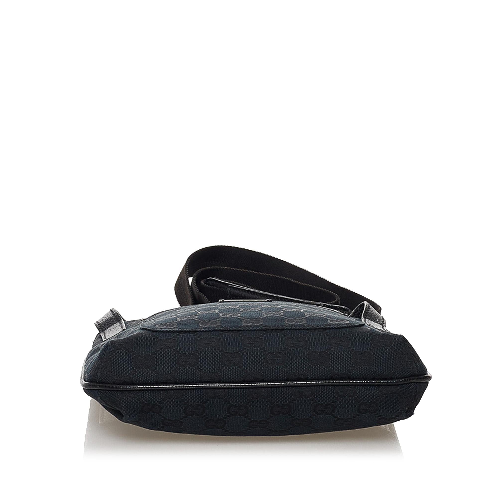 Gucci Gucci Canvas Crossbody Bag (SHG-32236)
