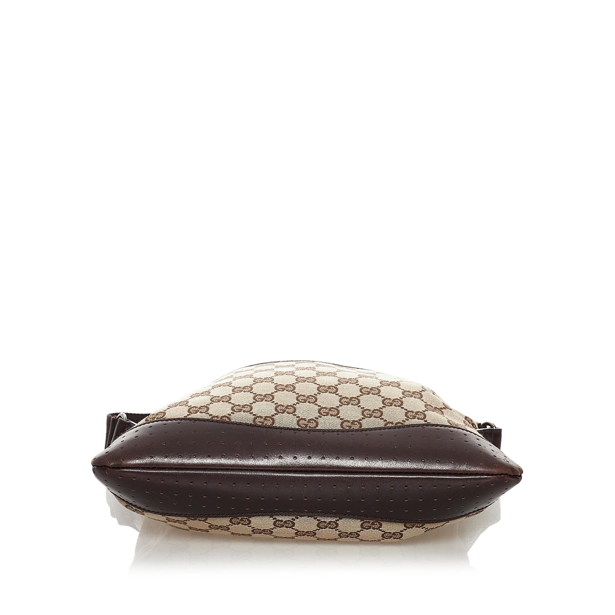 Gucci Gucci Canvas Crossbody Bag (SHG-32412)