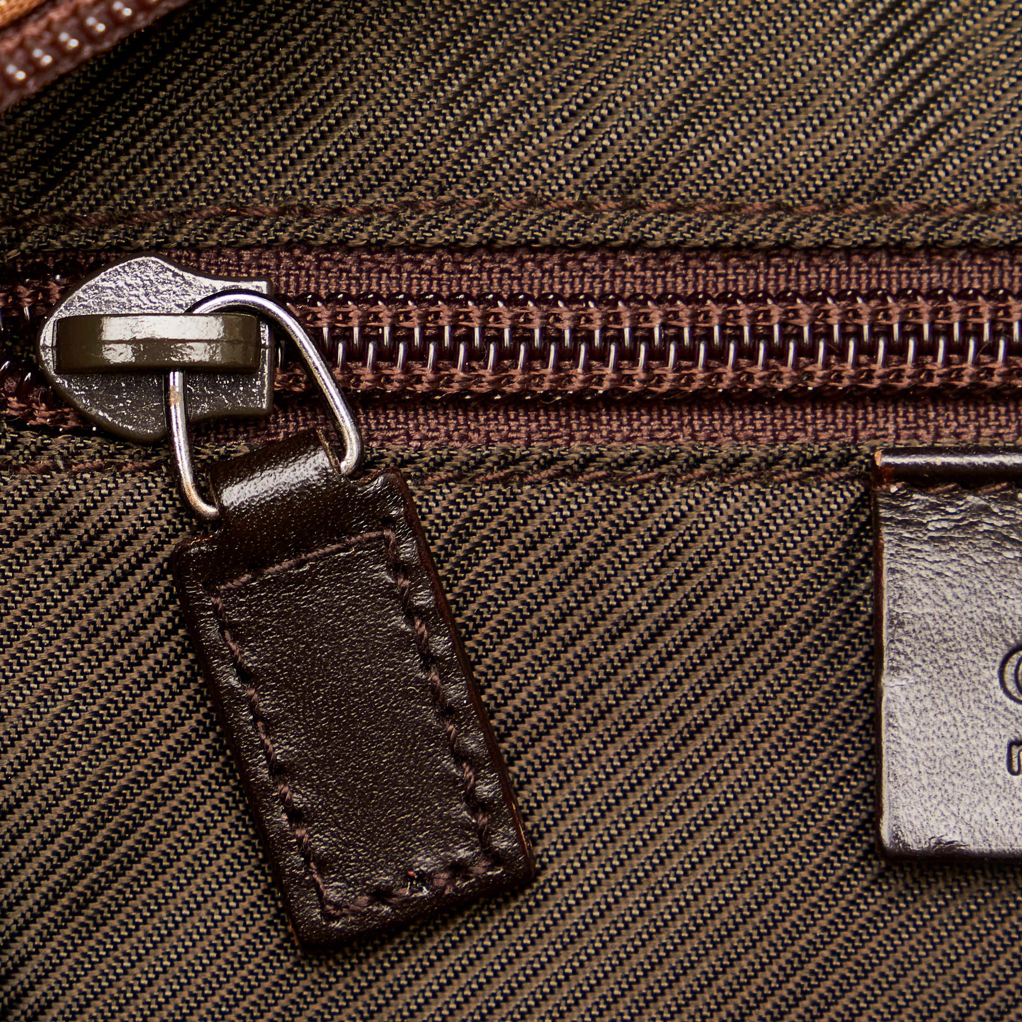 Gucci Gucci Canvas Crossbody Bag (SHG-32704)