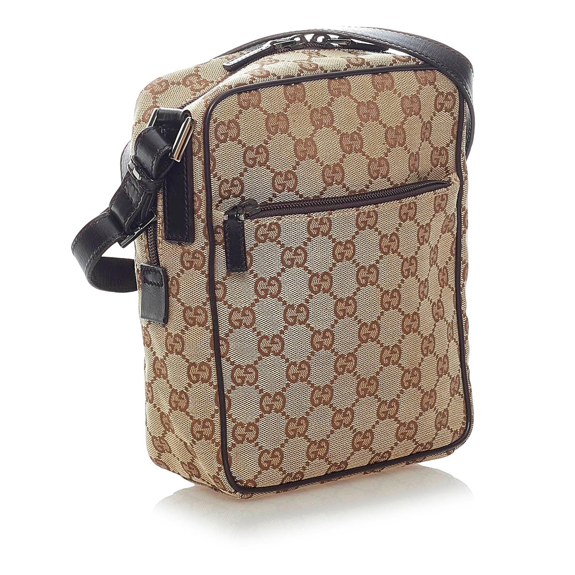 Gucci Gucci Canvas Crossbody Bag (SHG-32704)
