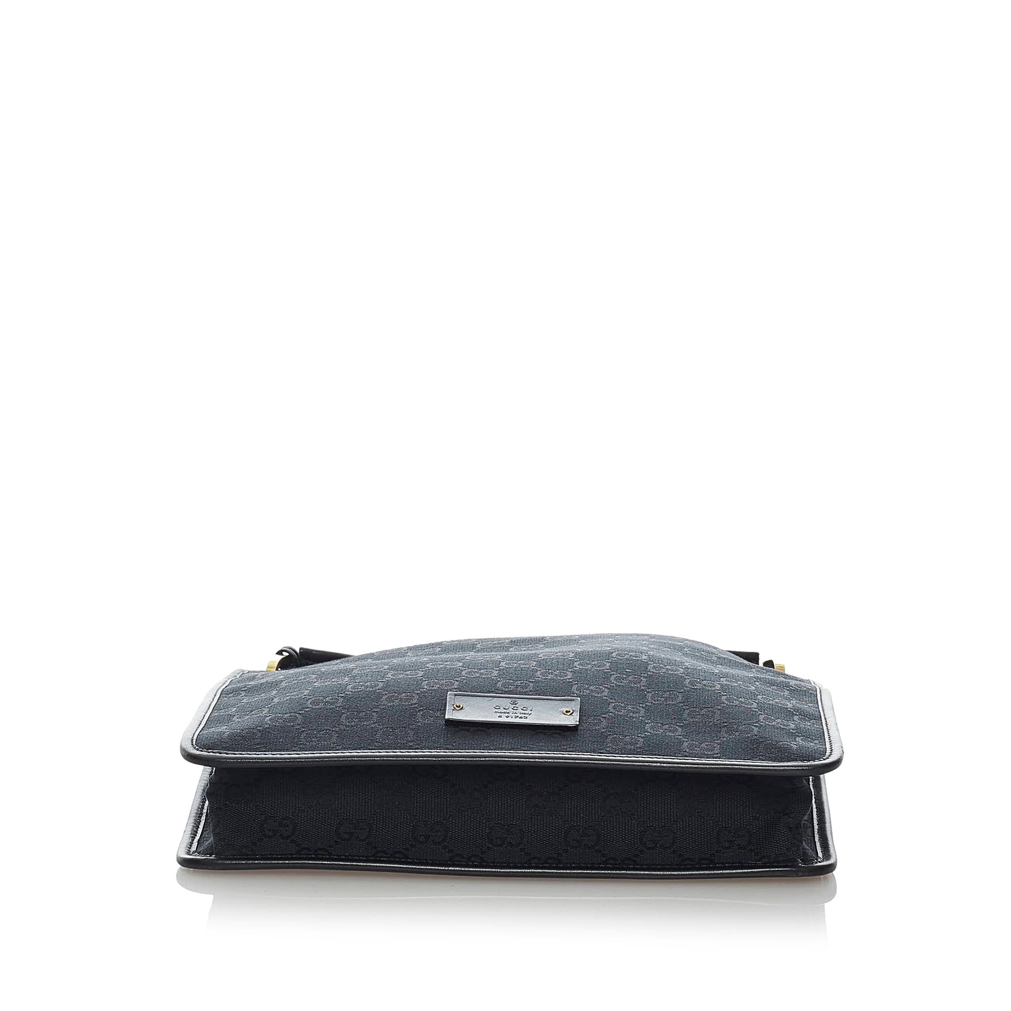 Gucci Gucci Canvas Crossbody Bag (SHG-32822)