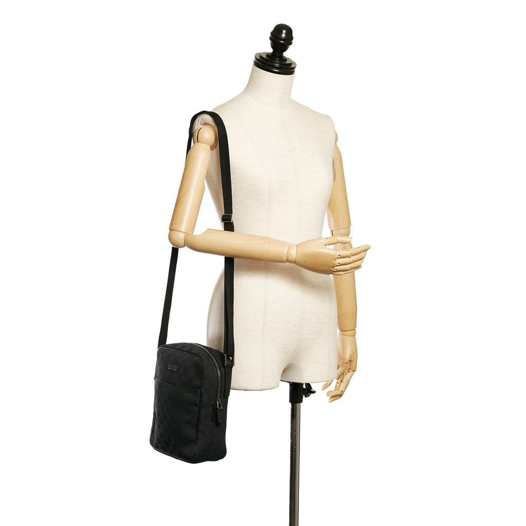 Gucci Gucci Canvas Crossbody Bag (SHG-33063)