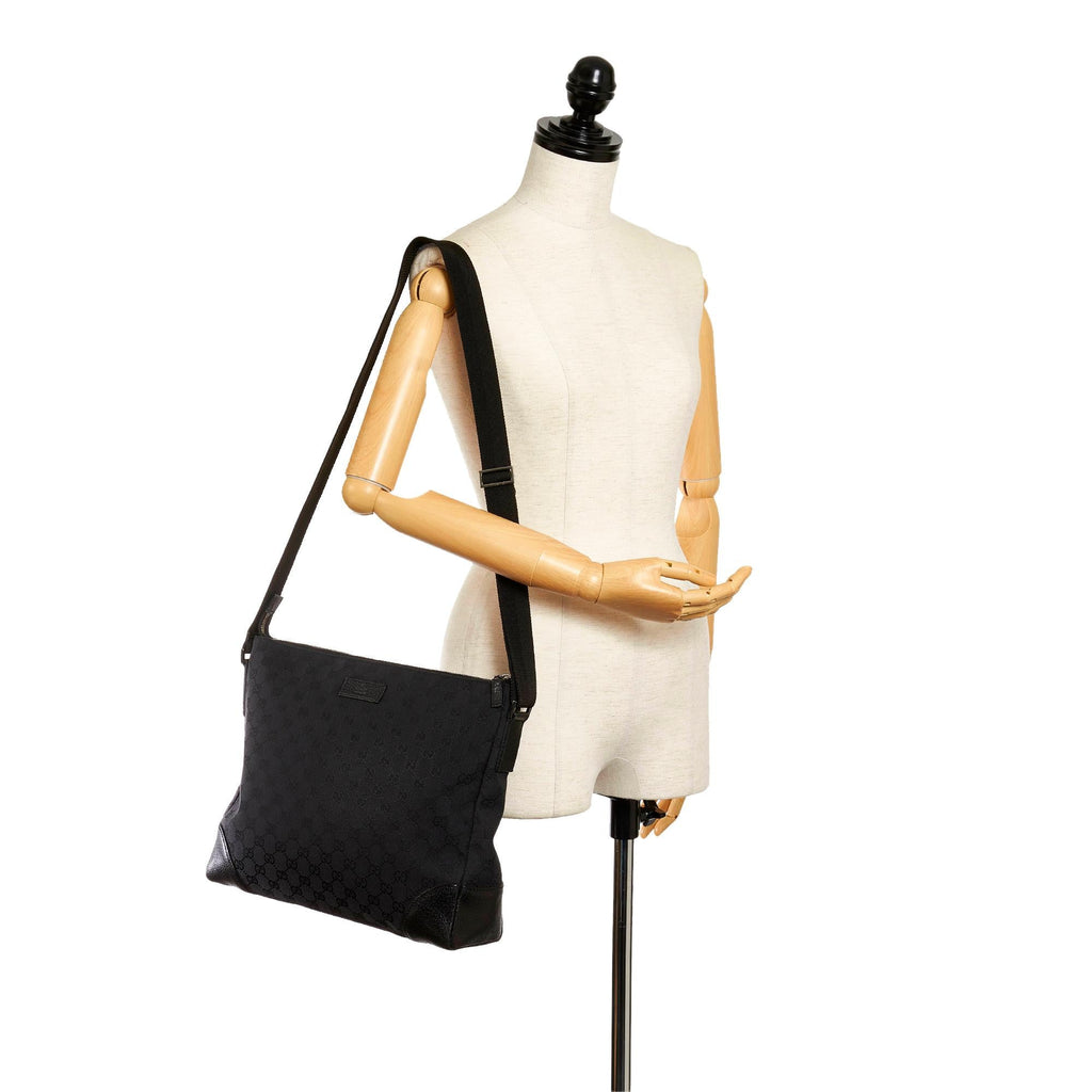 Gucci Gucci Canvas Crossbody Bag (SHG-33091)