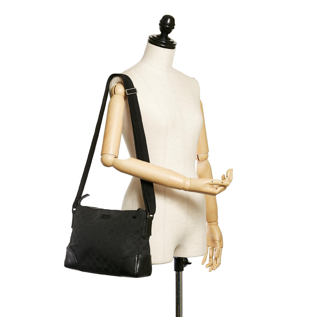 Gucci Gucci Canvas Crossbody Bag (SHG-33123)