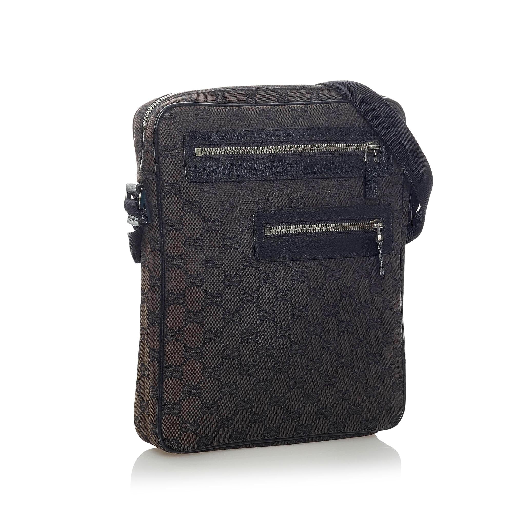 Gucci Gucci Canvas Crossbody Bag (SHG-33490)