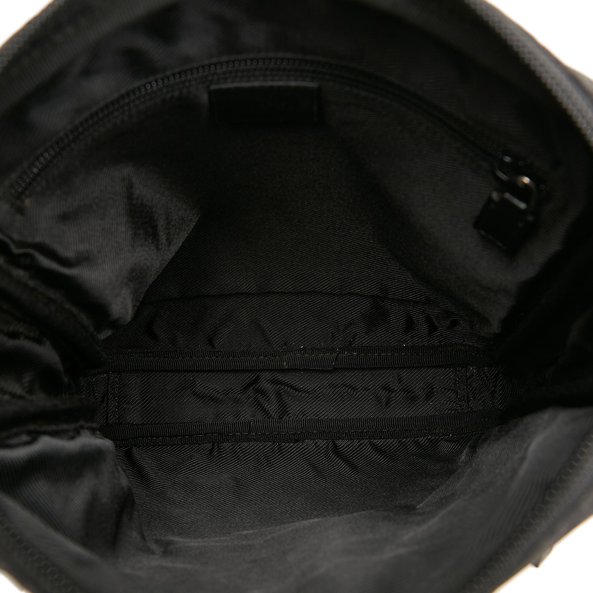 Gucci GG Canvas Crossbody Bag (SHG-z4ByfH)
