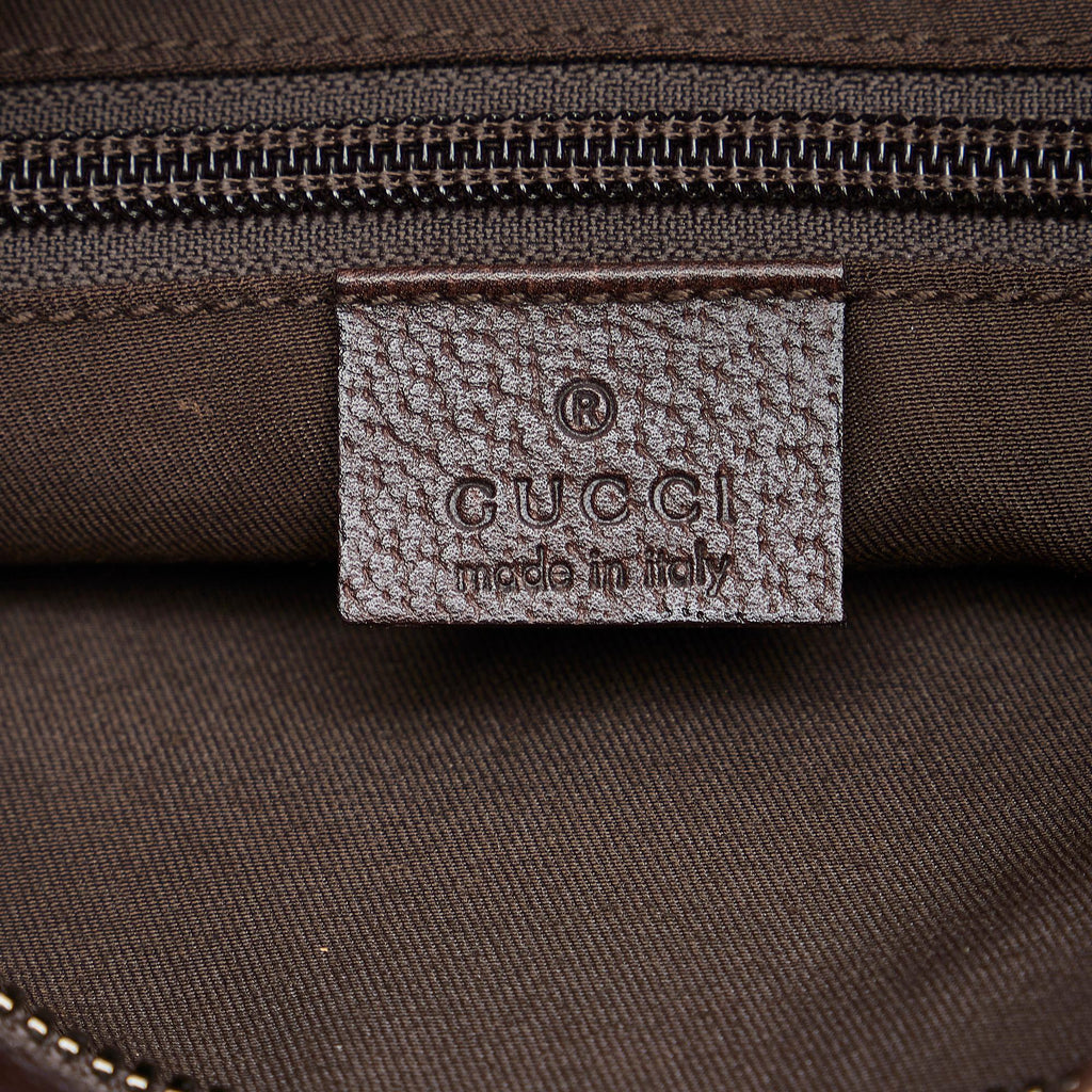 Gucci GG Canvas Crossbody Bag (SHG-AAZBQc)