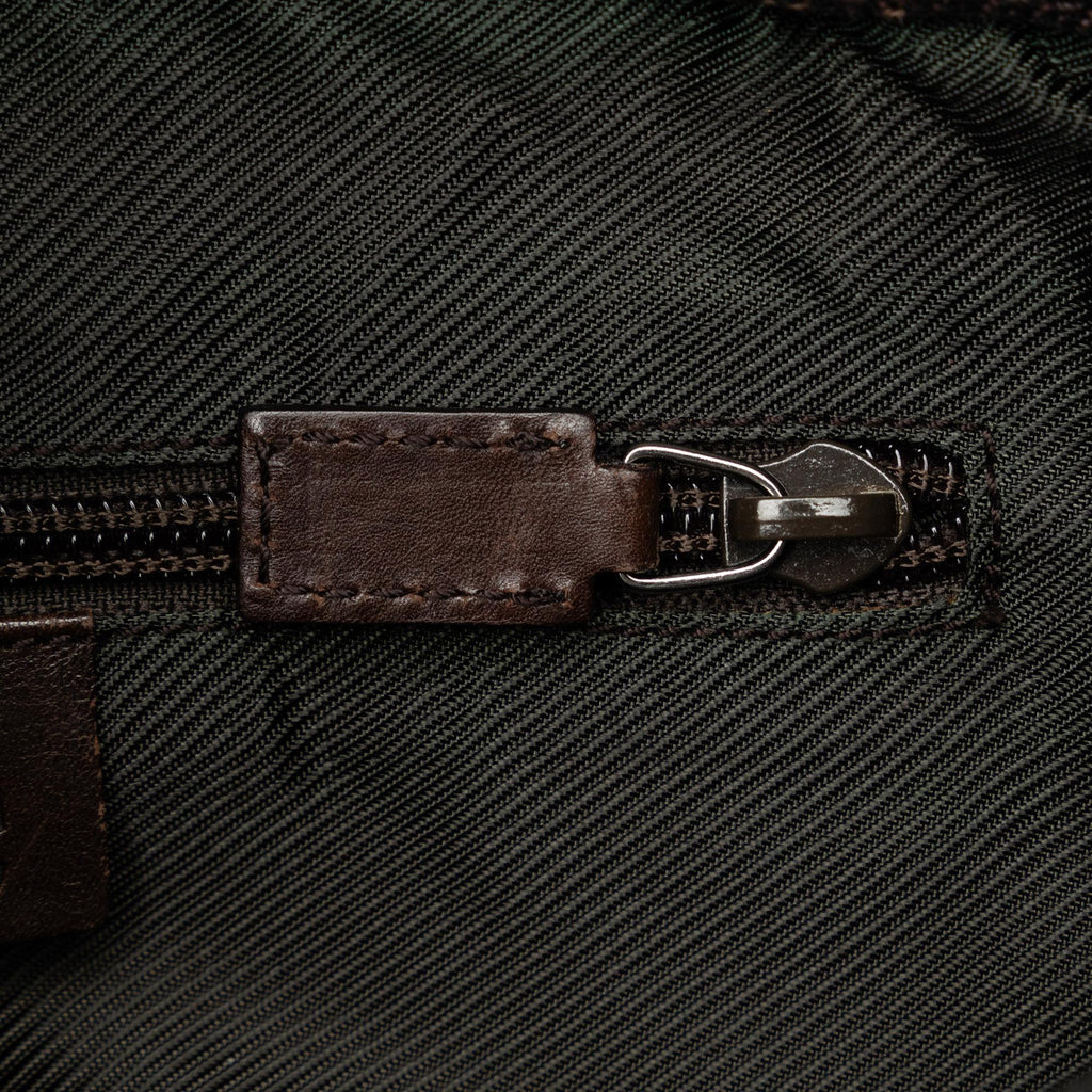 Gucci GG Canvas Crossbody Bag (SHG-ut3J0m)