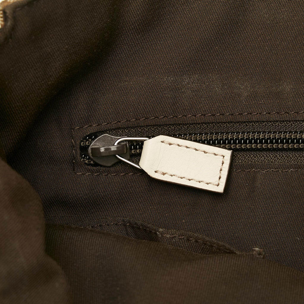 Gucci GG Canvas Crossbody (SHG-37940)