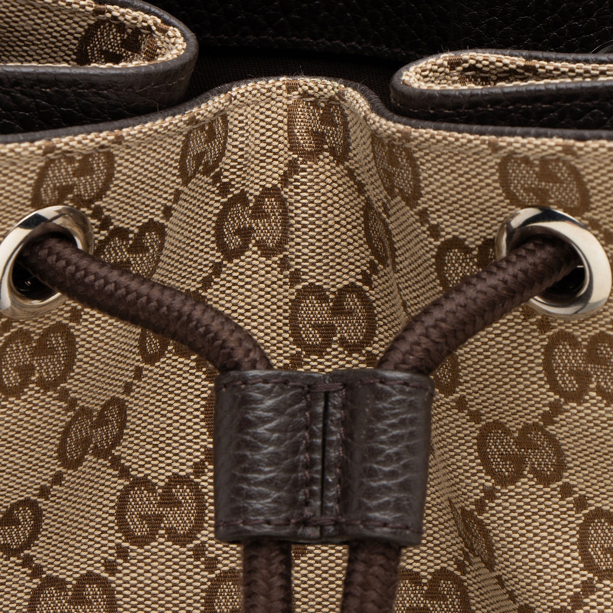 Gucci GG Canvas Drawstring Backpack (SHF-WIBaRK)