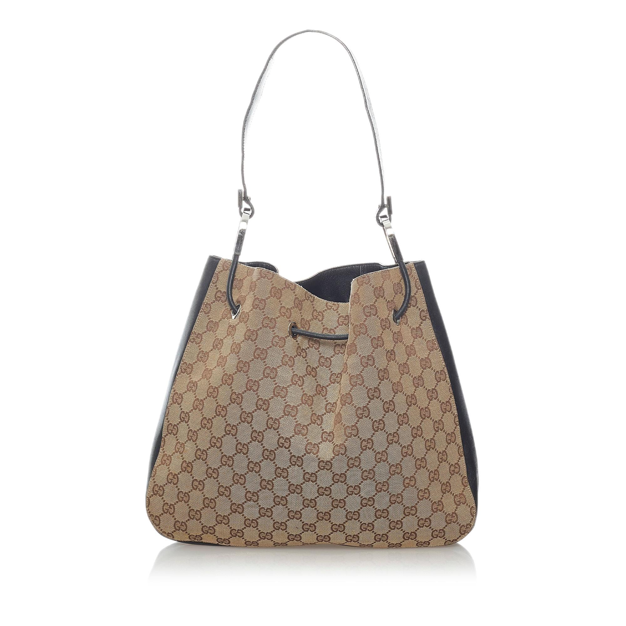 Gucci Gucci Canvas Drawstring Shoulder Bag (SHG-32073)
