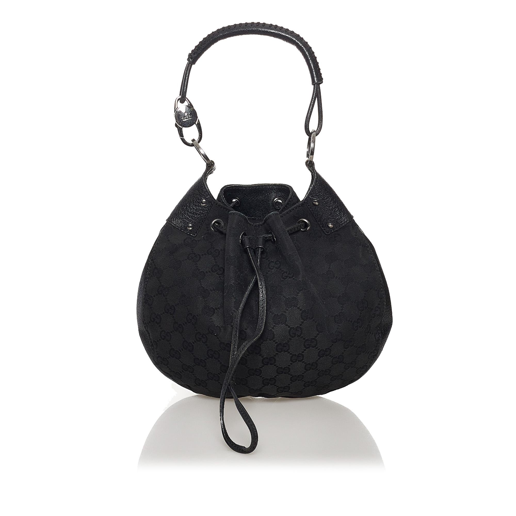 Gucci Gucci Canvas Drawstring Shoulder Bag (SHG-32220)