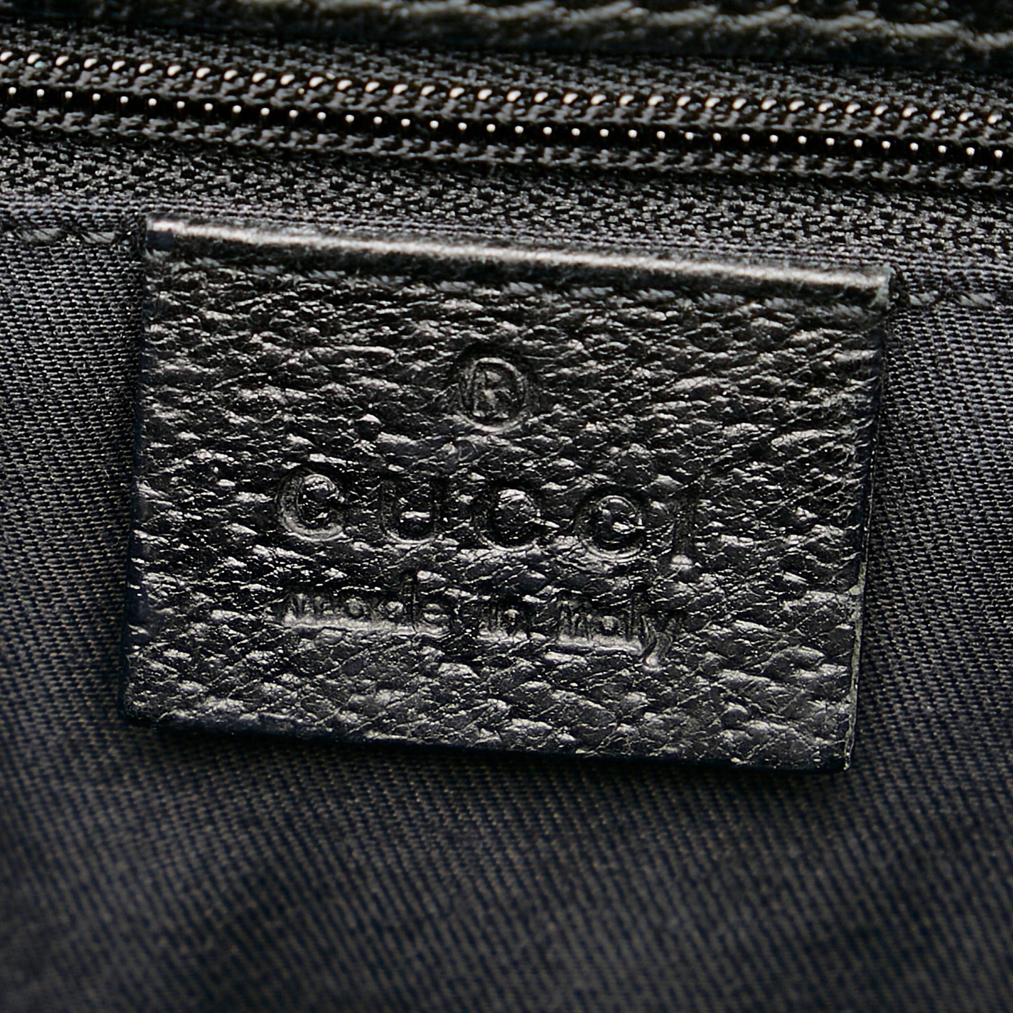 Gucci Gucci Canvas Eclipse Crossbody Bag (SHG-24995)