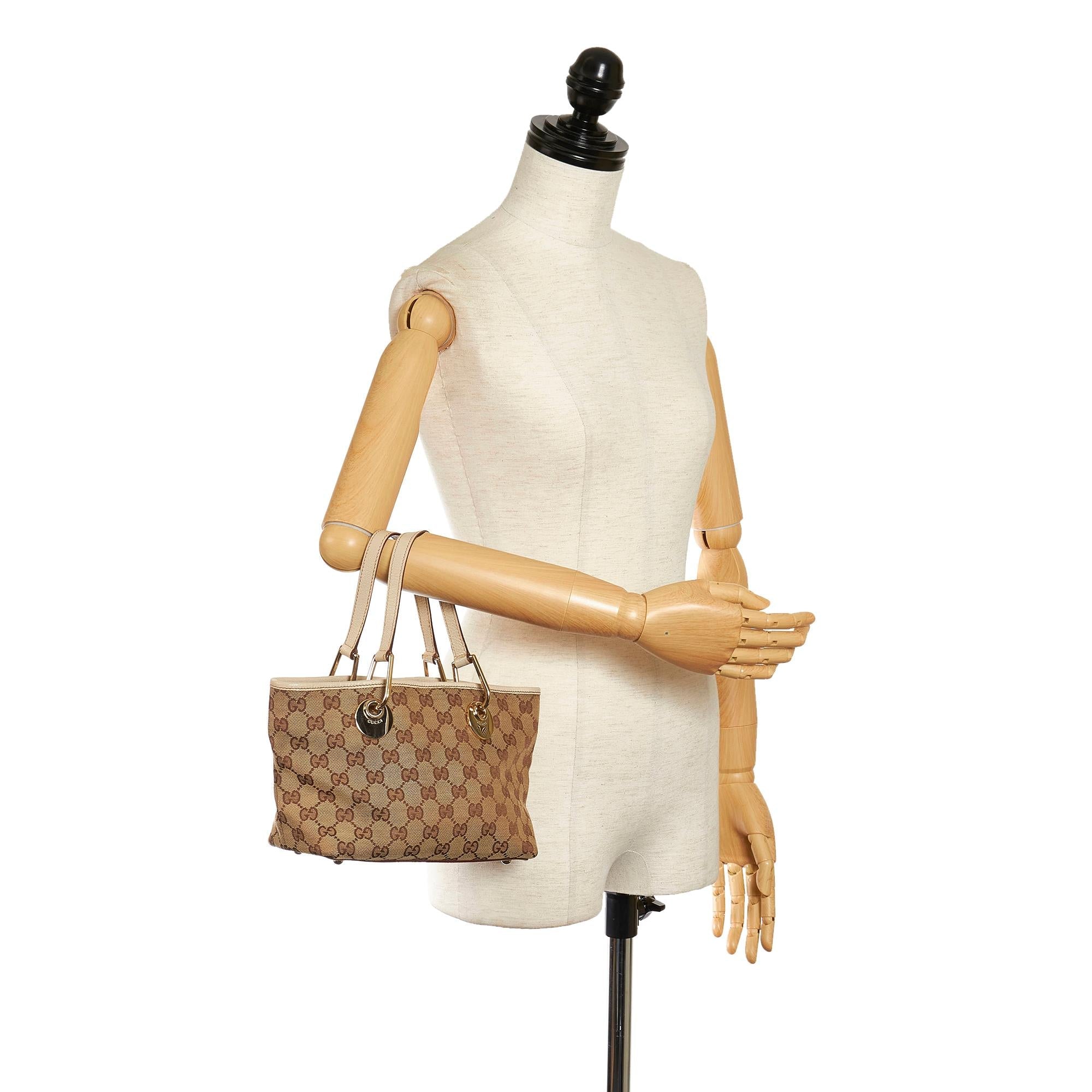 Gucci Gucci Canvas Eclipse Handbag (SHG-32960)
