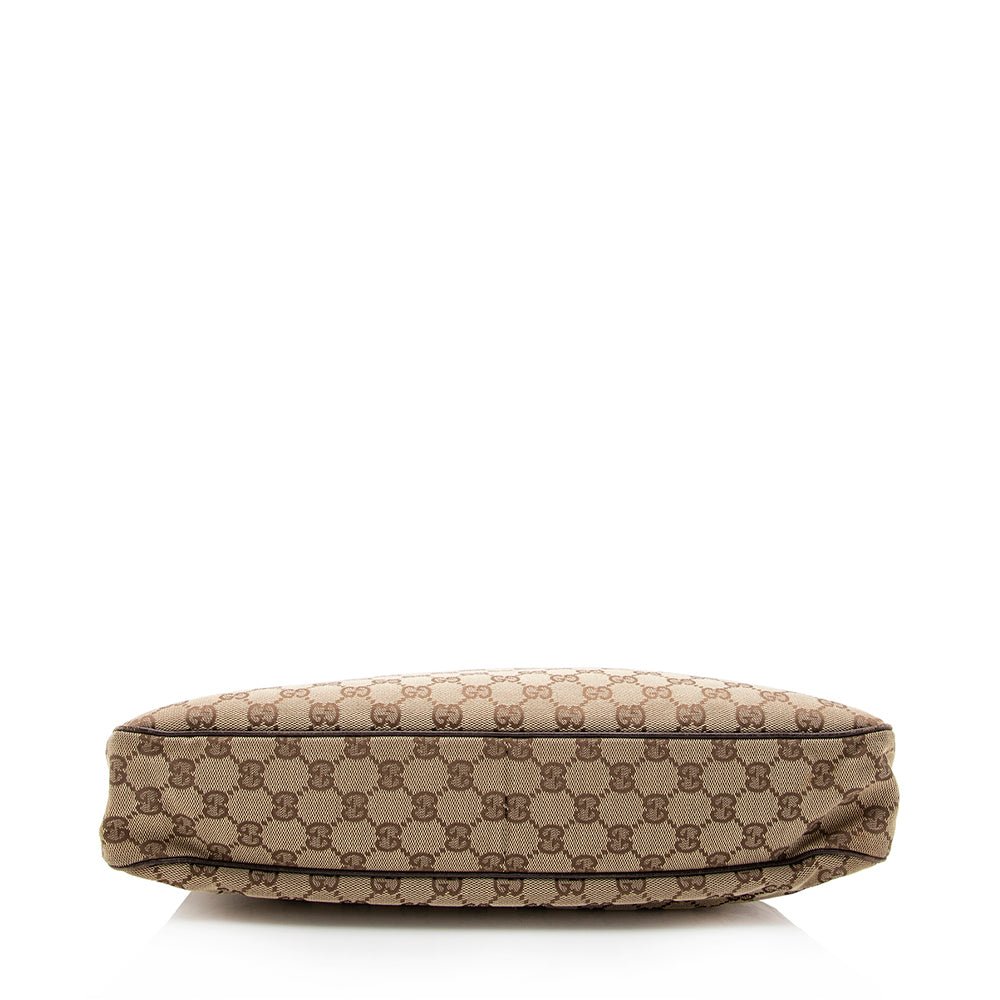 Gucci Gucci Canvas Eclipse Medium Shoulder Bag (SHF-16635)