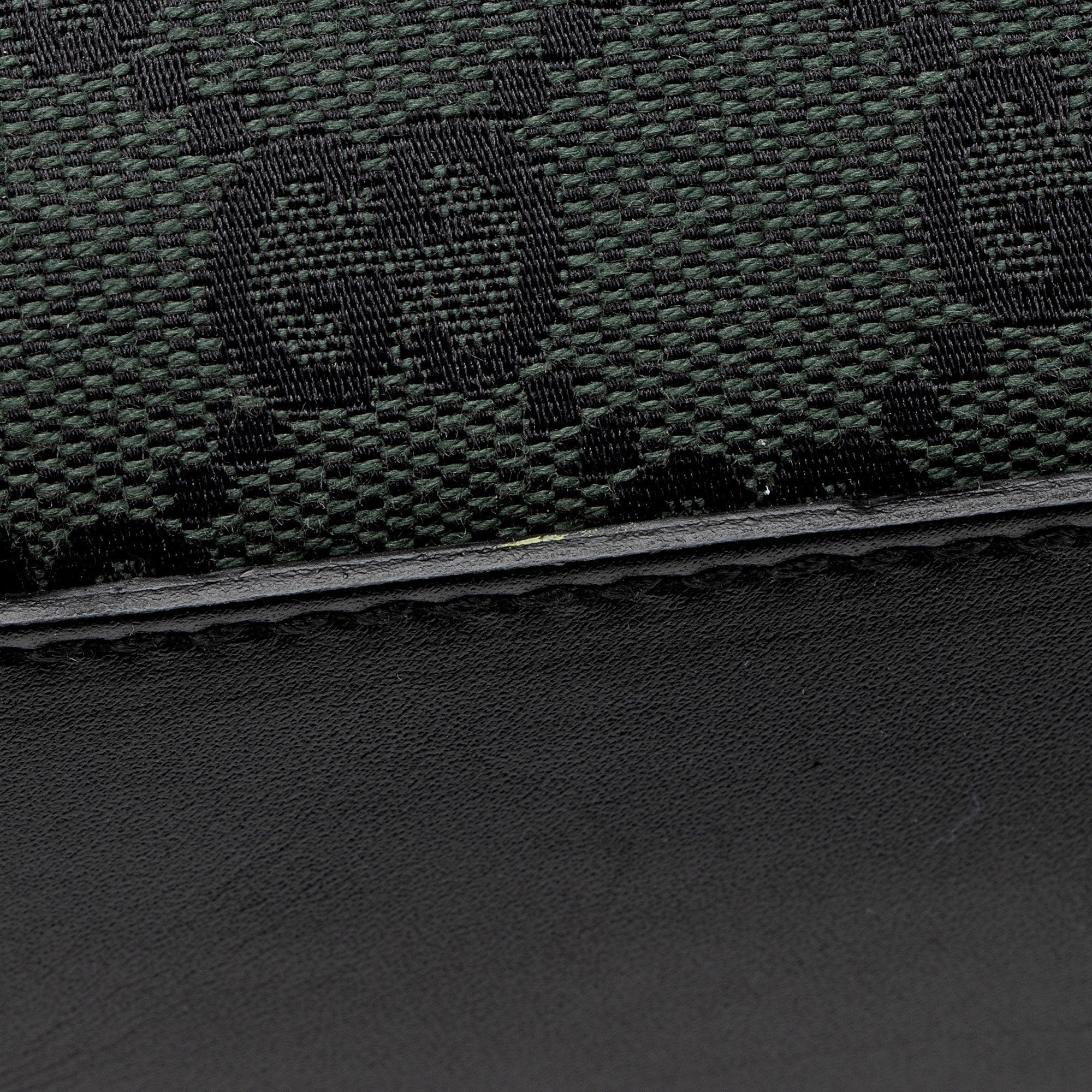 Gucci GG Canvas Eclipse N/S Medium Tote (SHF-CCVRzw)