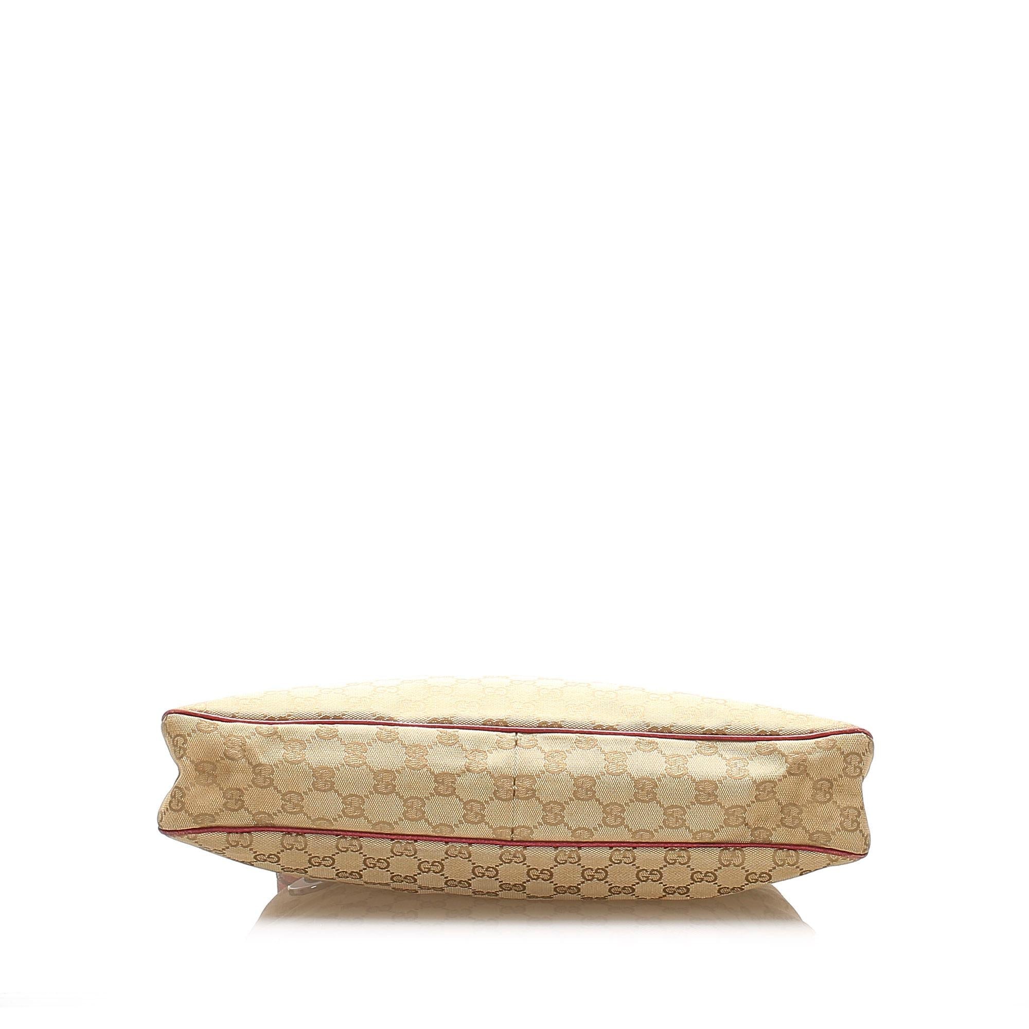 Gucci Gucci Canvas Eclipse Shoulder Bag (SHG-15402)