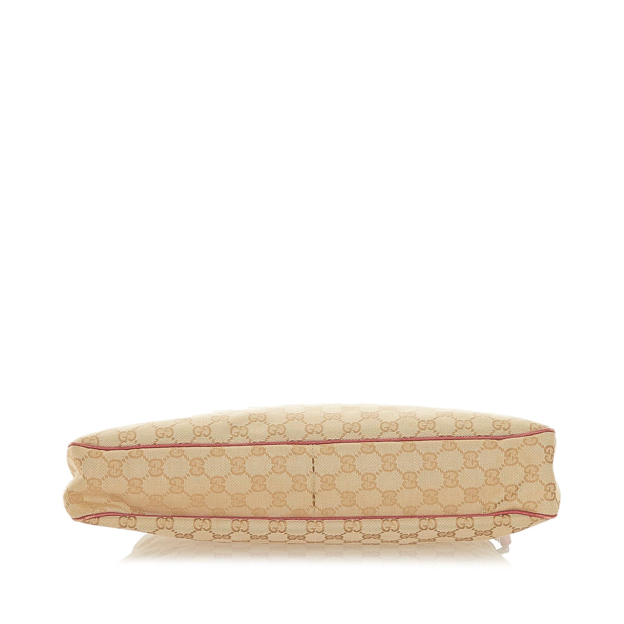 Gucci Gucci Canvas Eclipse Shoulder Bag (SHG-20325)