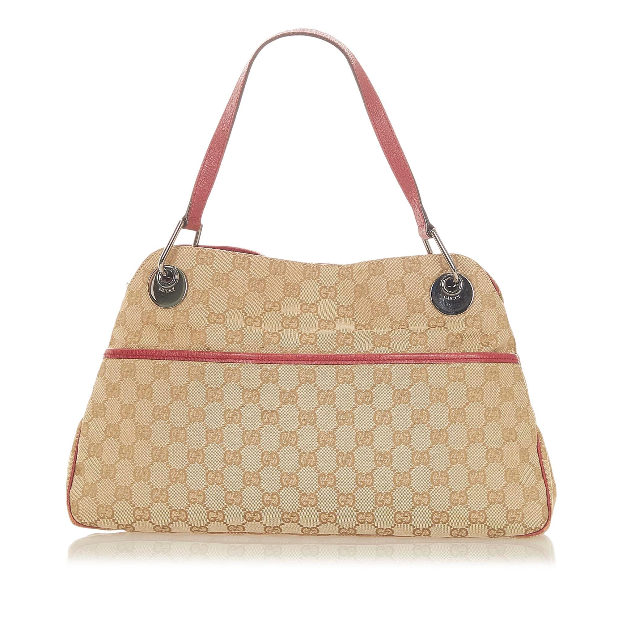 Gucci Gucci Canvas Eclipse Shoulder Bag (SHG-20325)