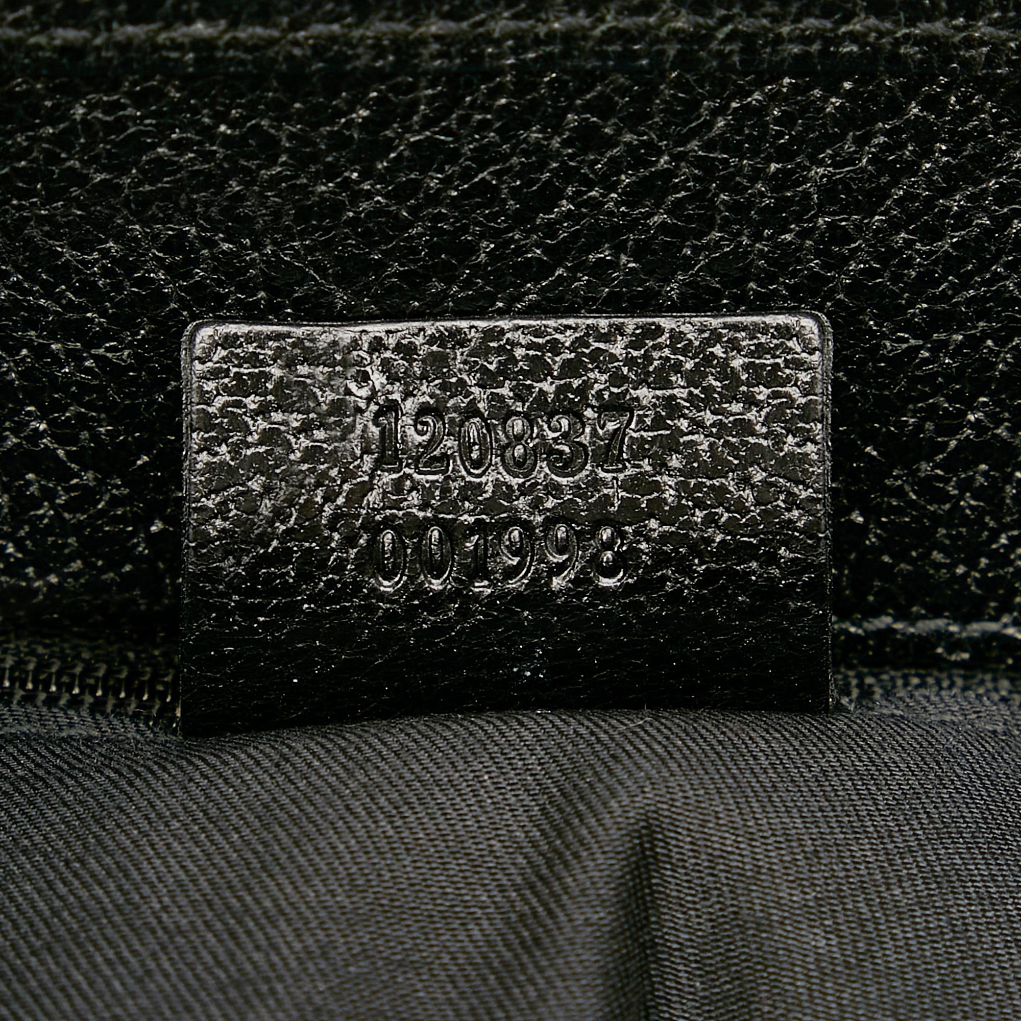Gucci GG Canvas Eclipse Shoulder Bag (SHG-23928)