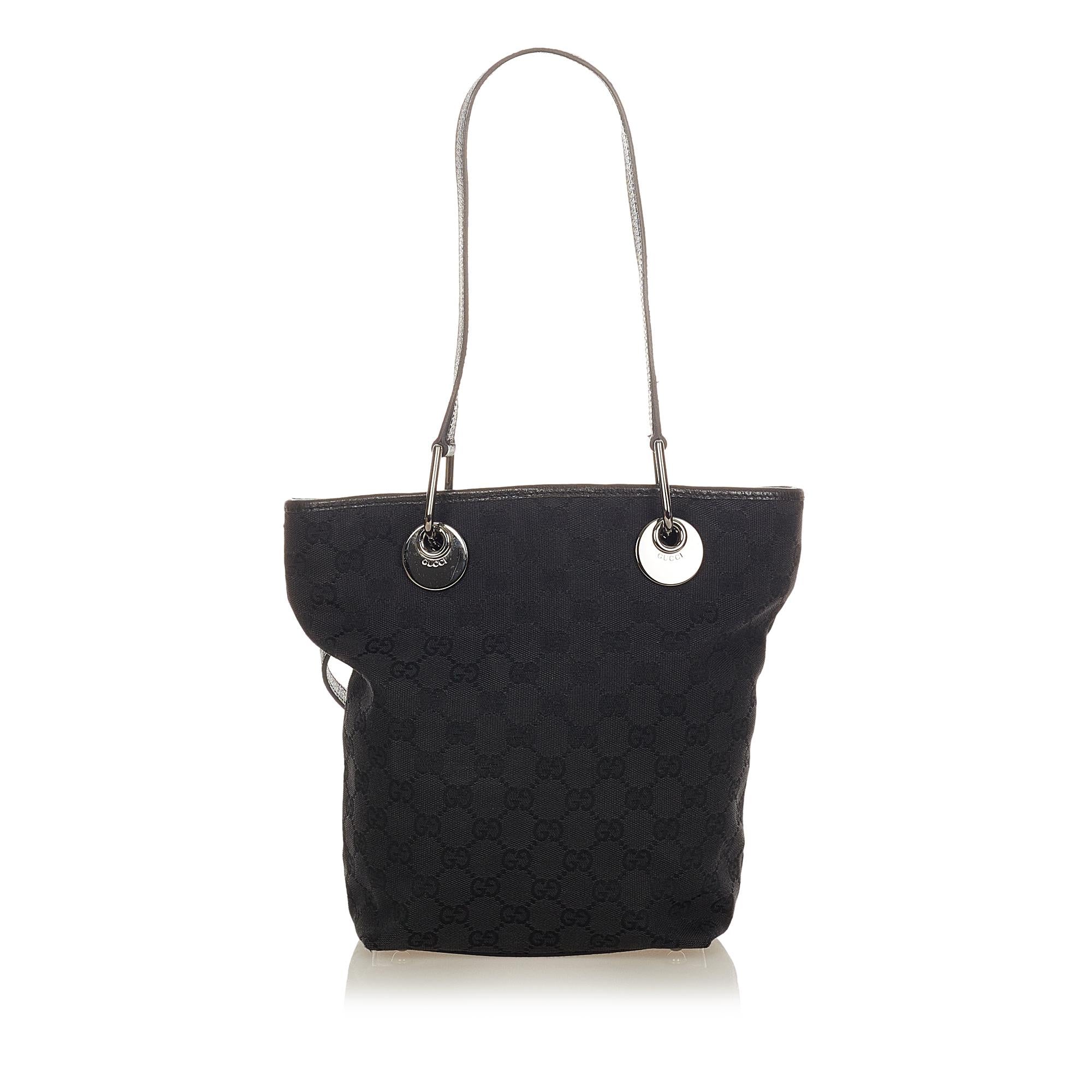 Gucci Gucci Canvas Eclipse Shoulder Bag (SHG-25105)