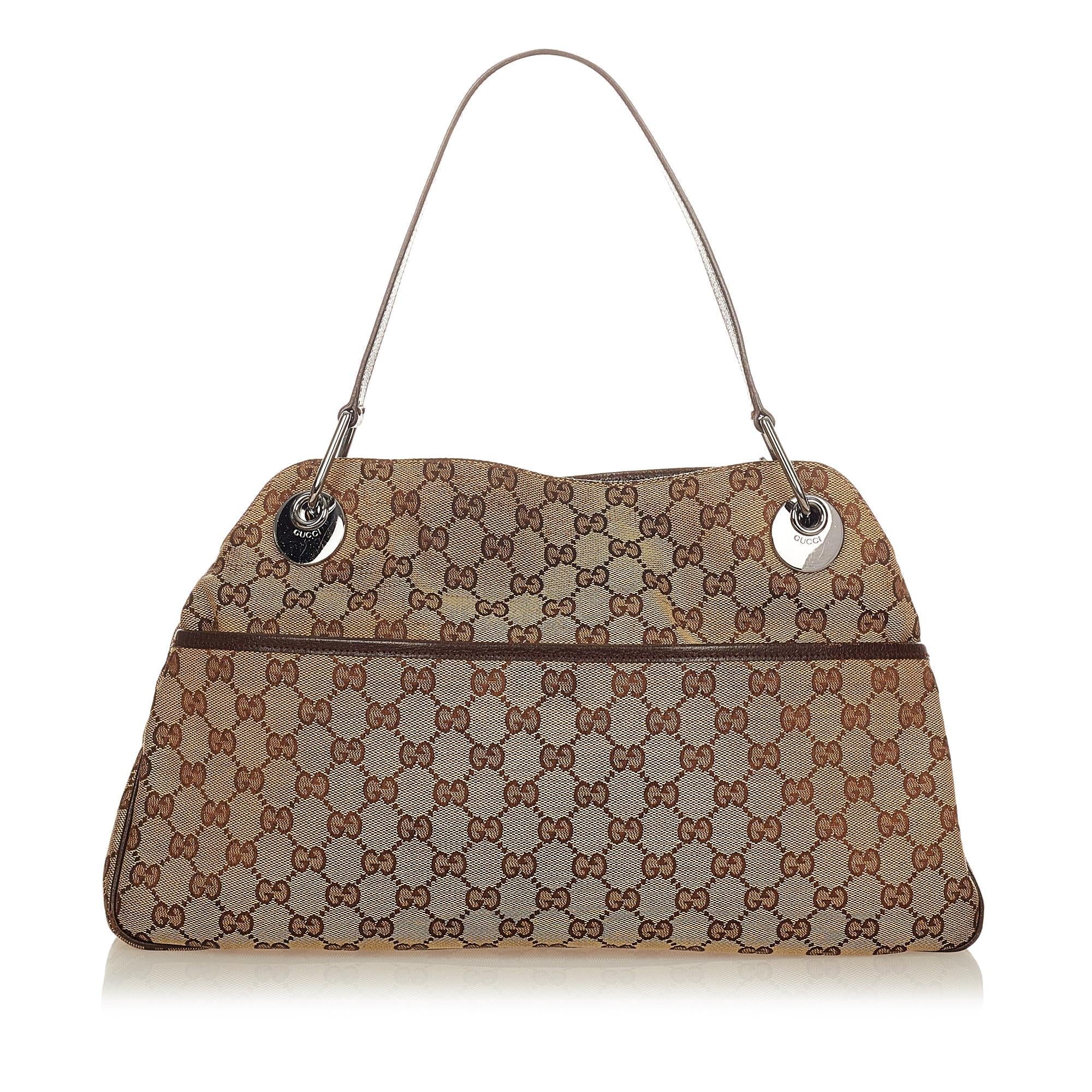 Gucci Gucci Canvas Eclipse Shoulder Bag (SHG-25120)