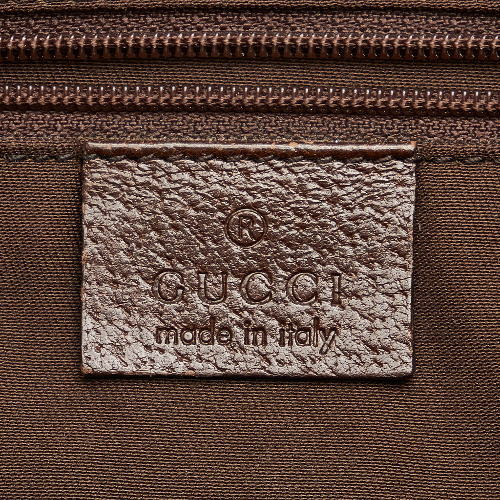 Gucci Gucci Canvas Eclipse Shoulder Bag (SHG-25120)