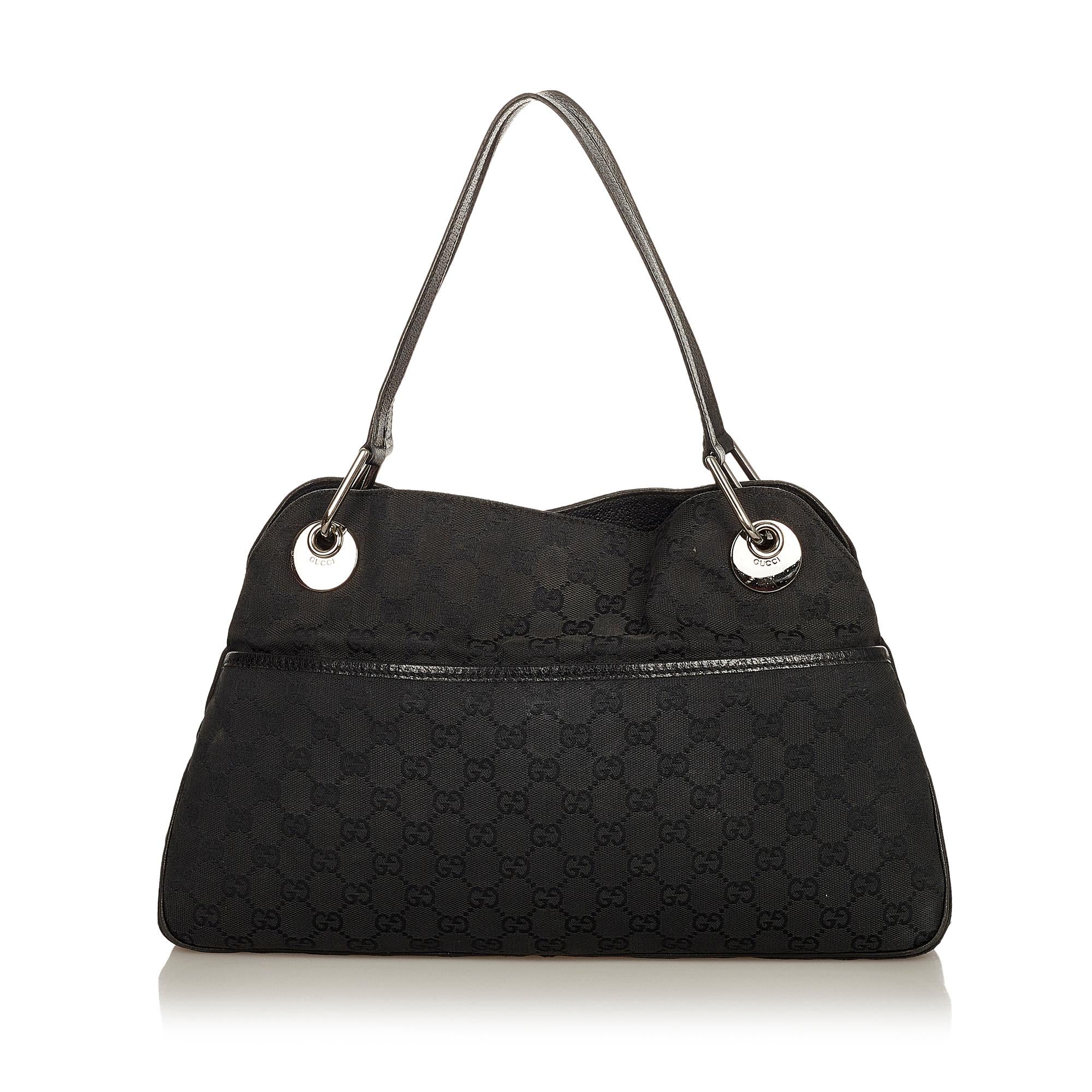 Gucci Gucci Canvas Eclipse Shoulder Bag (SHG-26385)