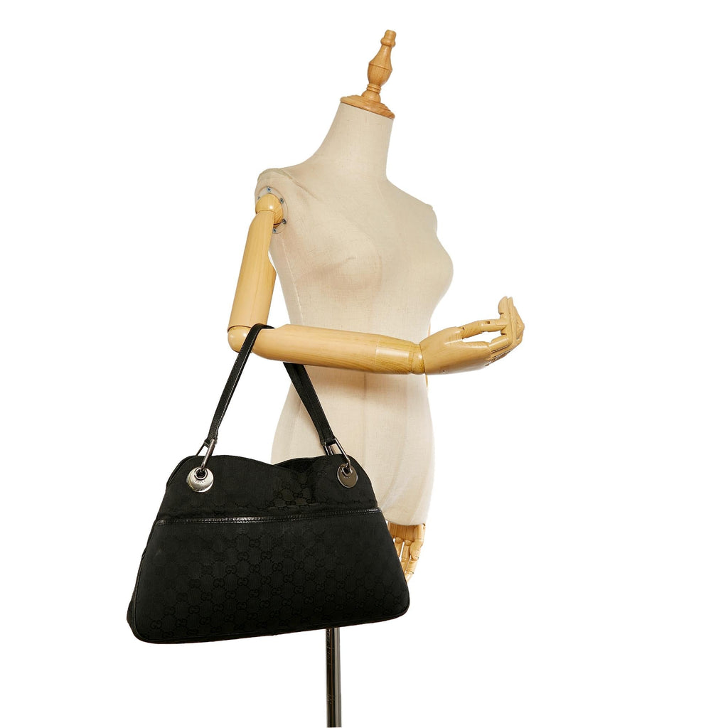 Gucci Gucci Canvas Eclipse Shoulder Bag (SHG-26385)