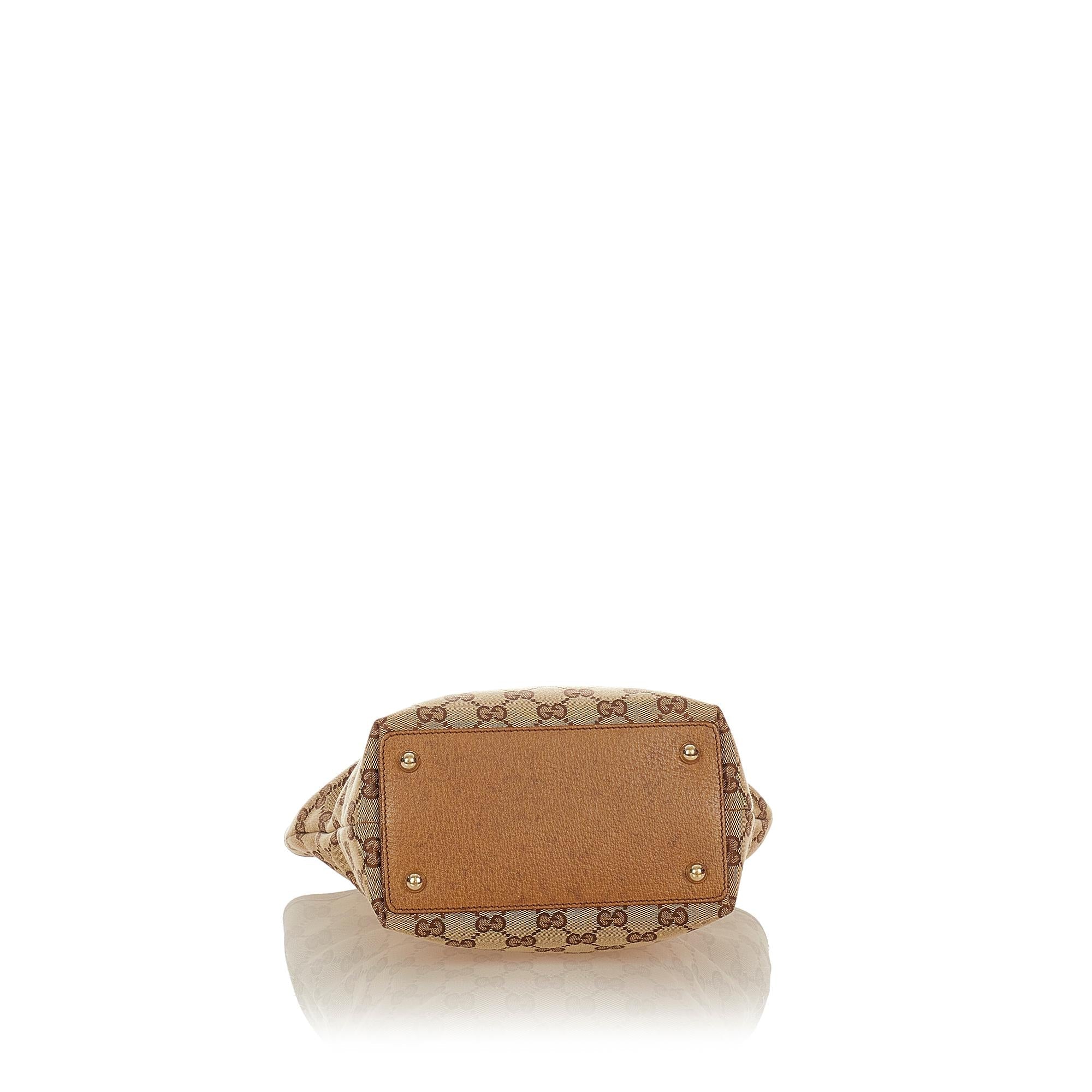 Gucci Gucci Canvas Eclipse Shoulder Bag (SHG-26534)