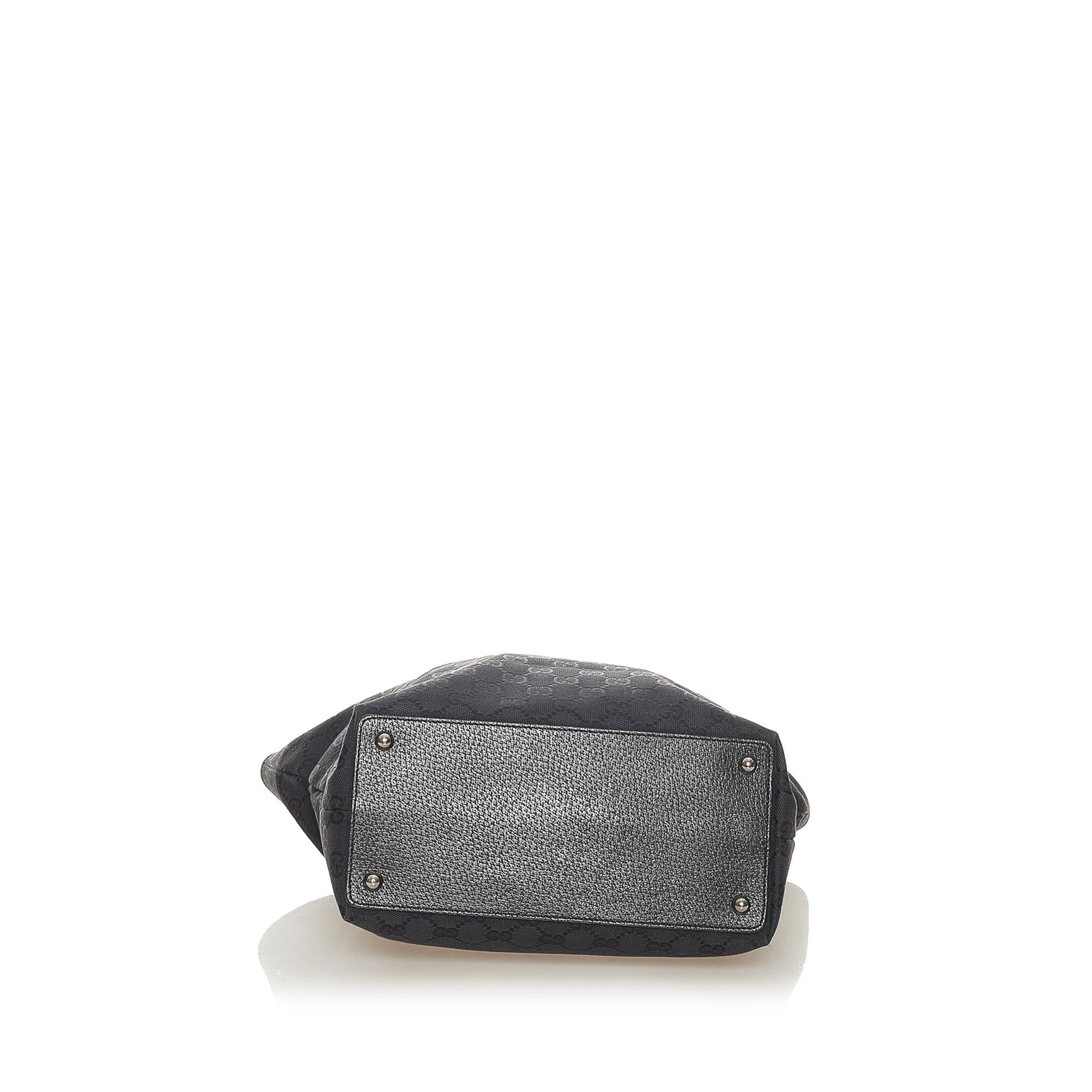 Gucci Gucci Canvas Eclipse Shoulder Bag (SHG-27350)