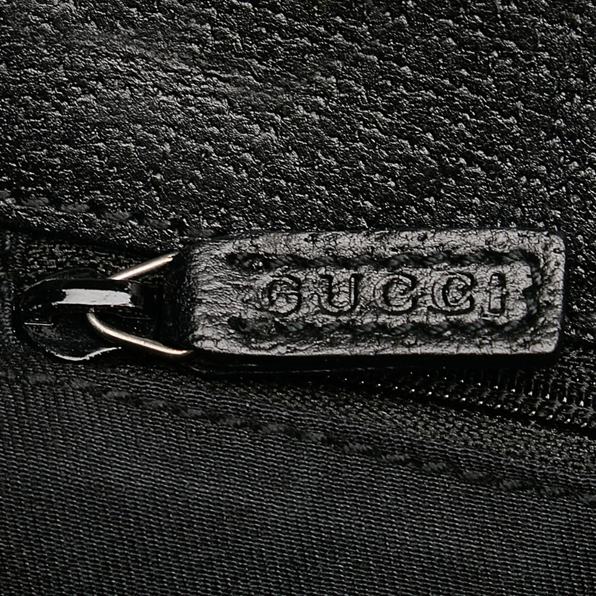 Gucci Gucci Canvas Eclipse Shoulder Bag (SHG-27350)