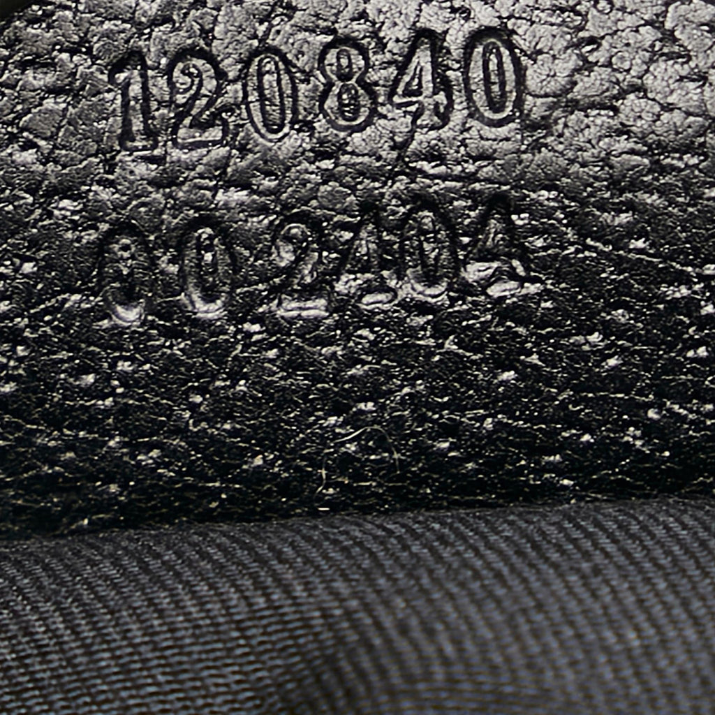 Gucci Gucci Canvas Eclipse Shoulder Bag (SHG-28440)