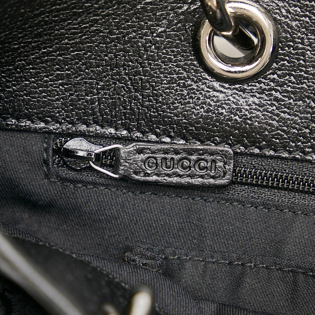Gucci Gucci Canvas Eclipse Shoulder Bag (SHG-28440)