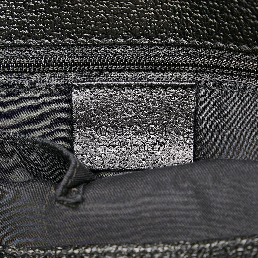 Gucci Gucci Canvas Eclipse Shoulder Bag (SHG-28440)