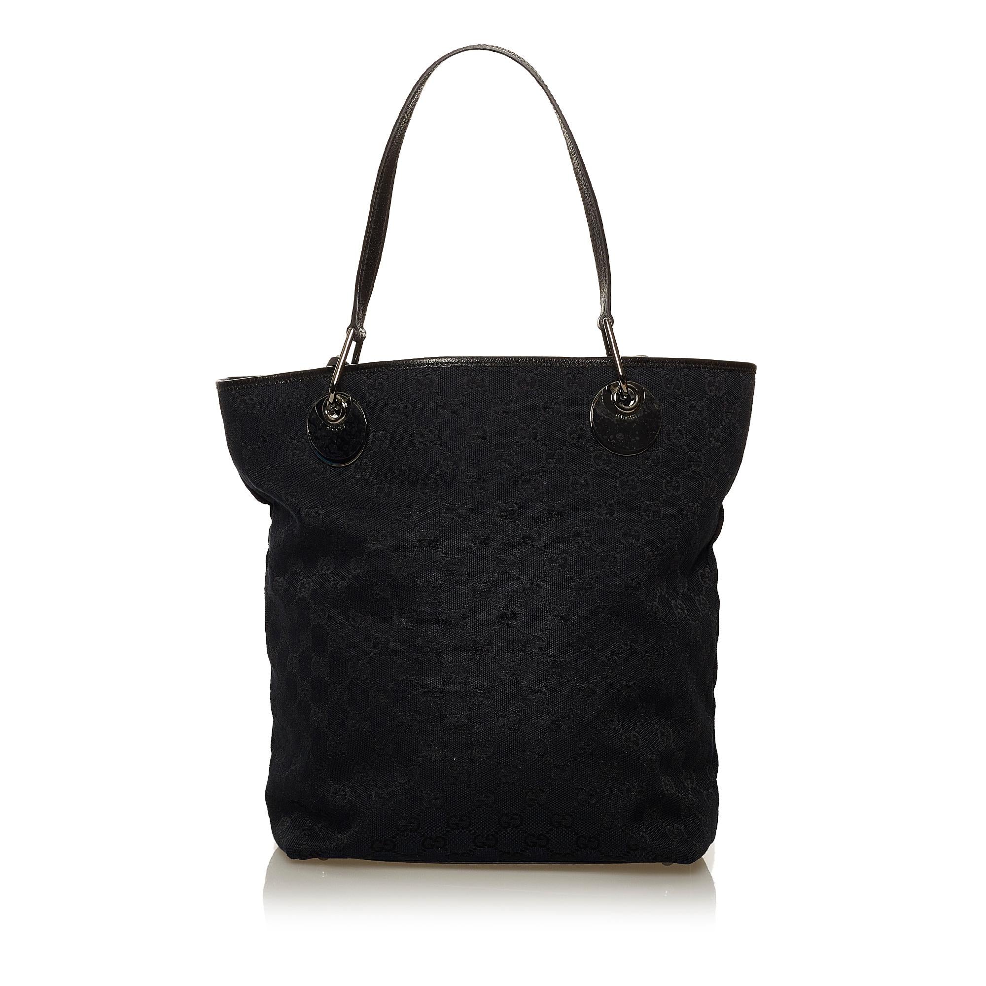 Gucci Gucci Canvas Eclipse Shoulder Bag (SHG-29035)