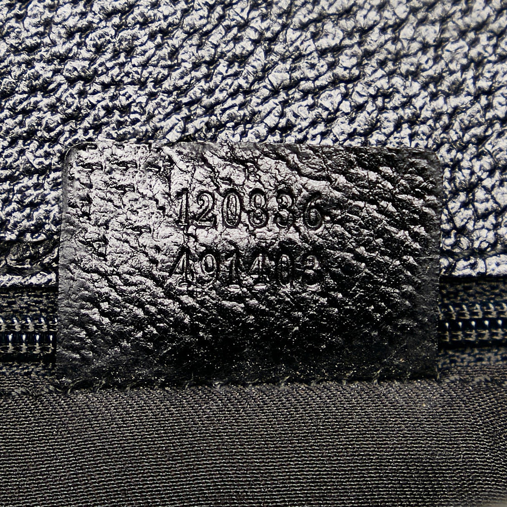 Gucci Gucci Canvas Eclipse Shoulder Bag (SHG-29035)