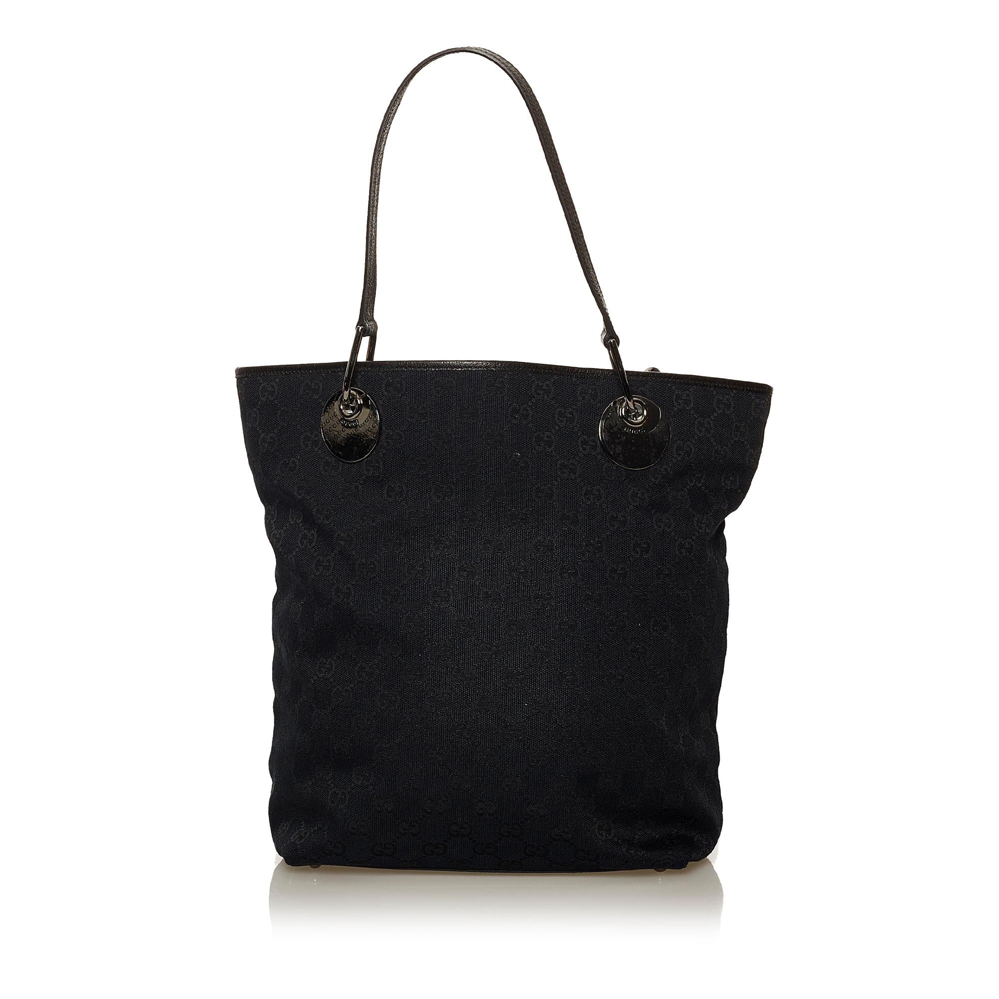 Gucci Gucci Canvas Eclipse Shoulder Bag (SHG-29035)