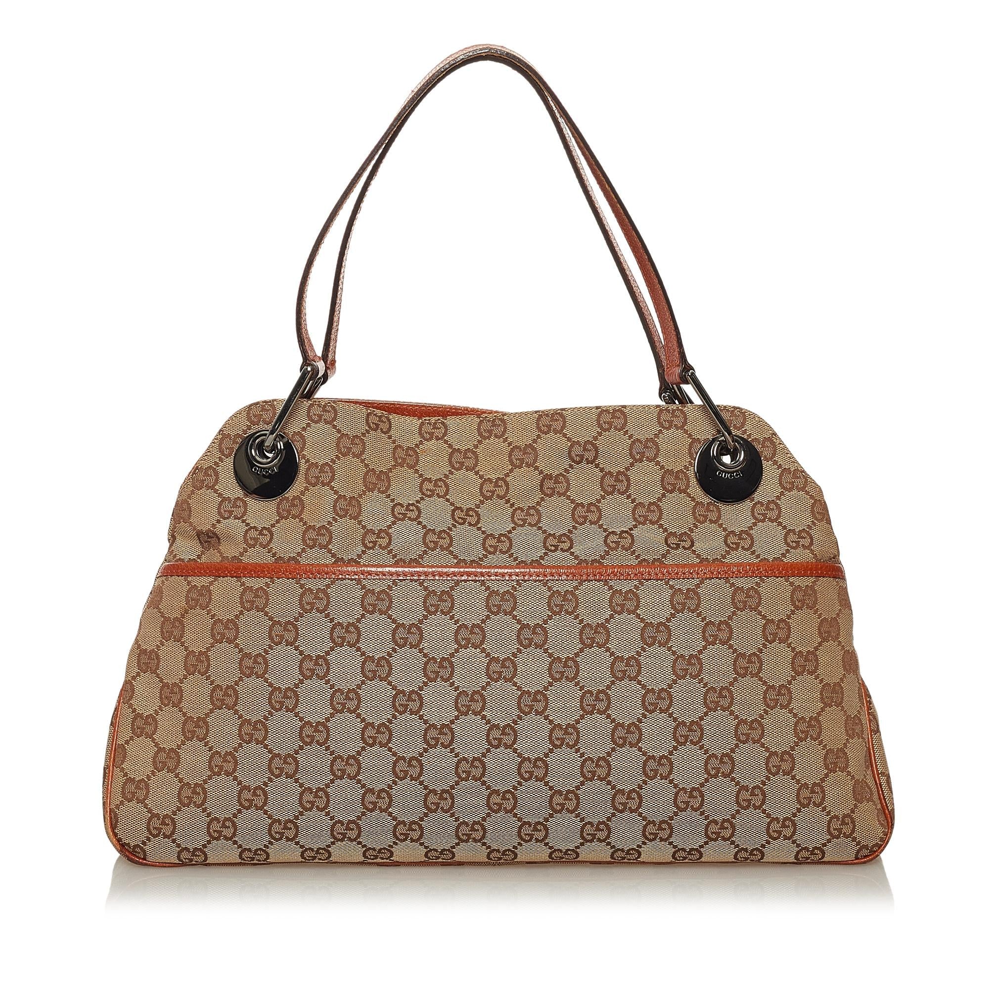 Gucci Gucci Canvas Eclipse Shoulder Bag (SHG-29205)