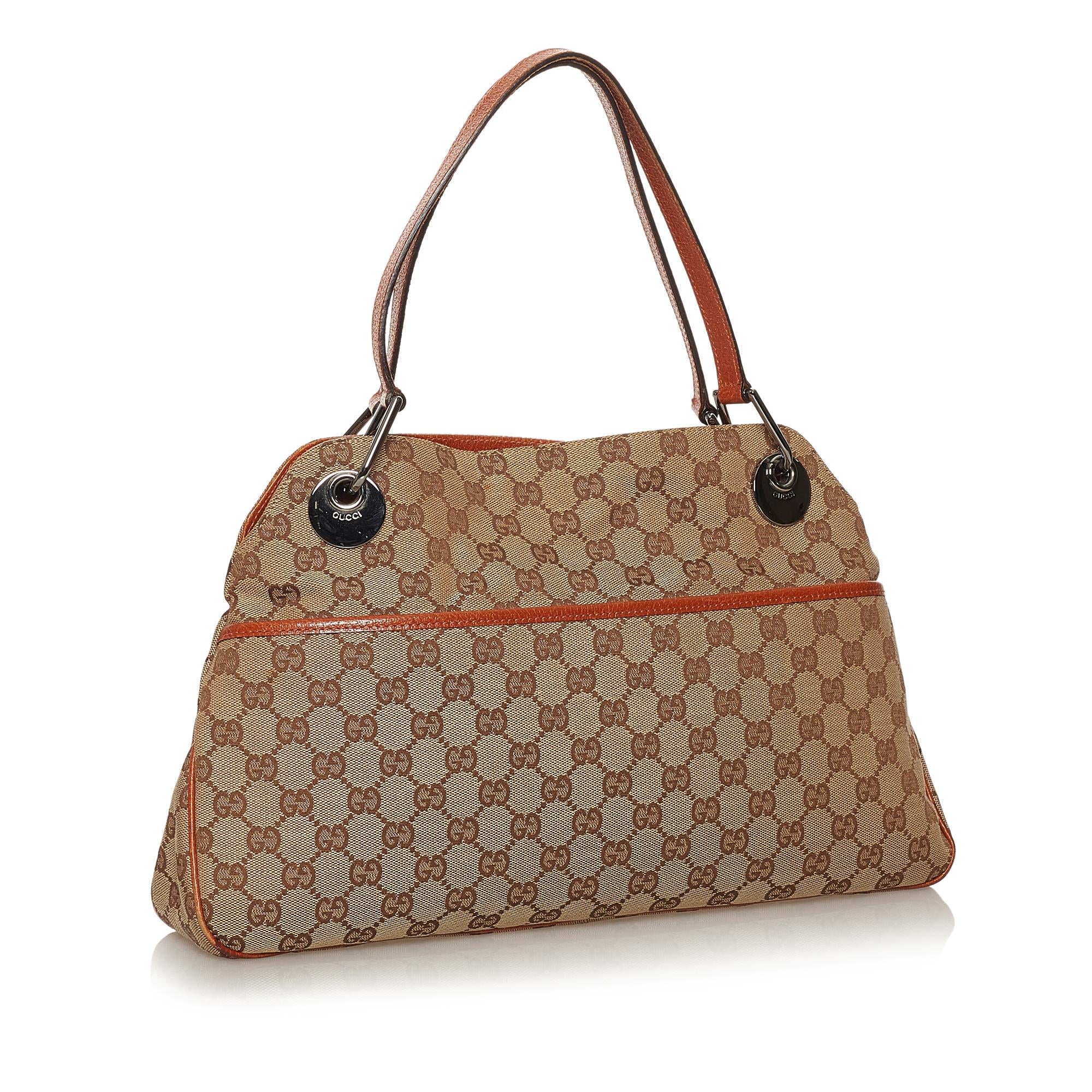 Gucci Gucci Canvas Eclipse Shoulder Bag (SHG-29205)