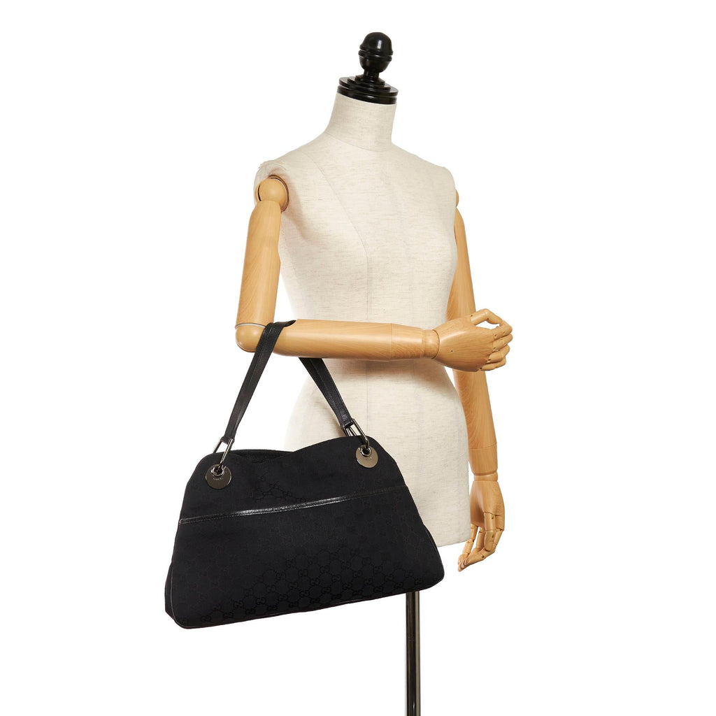 Gucci Gucci Canvas Eclipse Shoulder Bag (SHG-29809)
