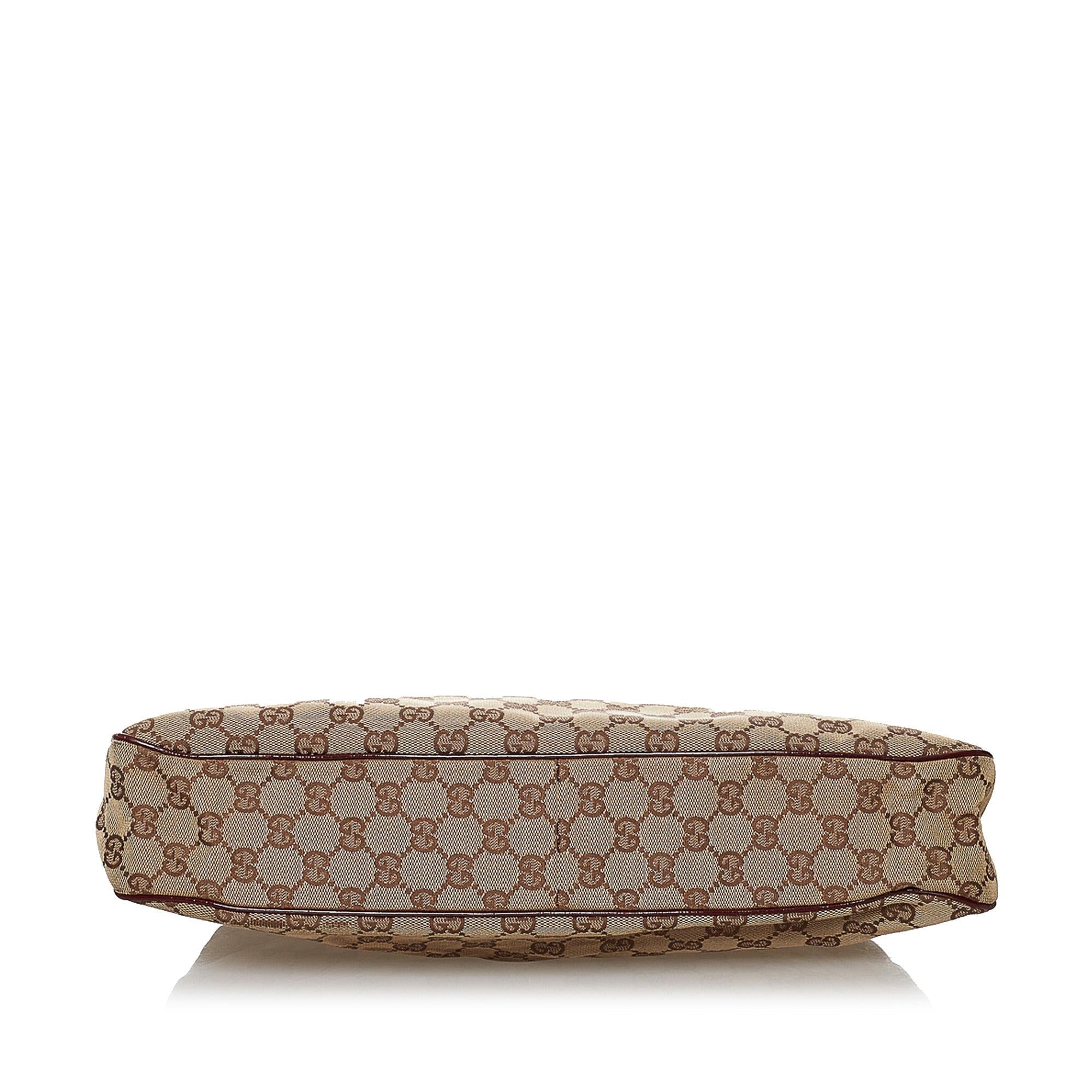 Gucci Gucci Canvas Eclipse Shoulder Bag (SHG-29850)