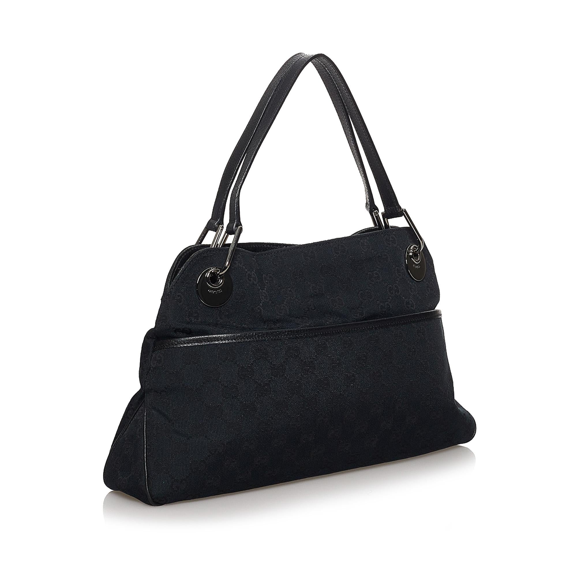 Gucci Gucci Canvas Eclipse Shoulder Bag (SHG-31044)