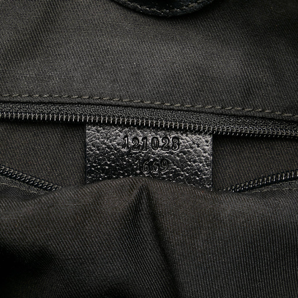 Gucci GG Canvas Eclipse Shoulder Bag (SHG-31160)