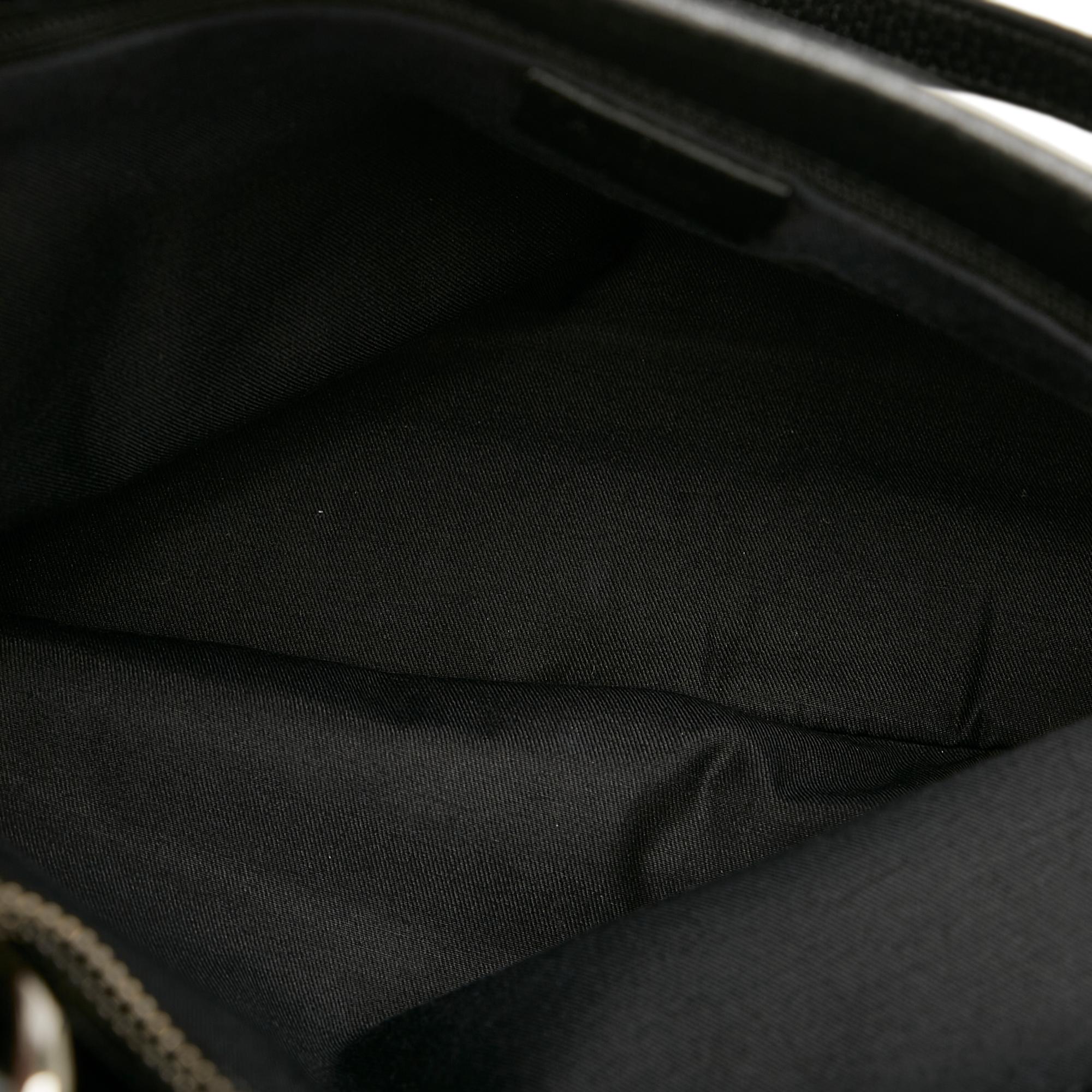 Gucci Gucci Canvas Eclipse Shoulder Bag (SHG-31969)