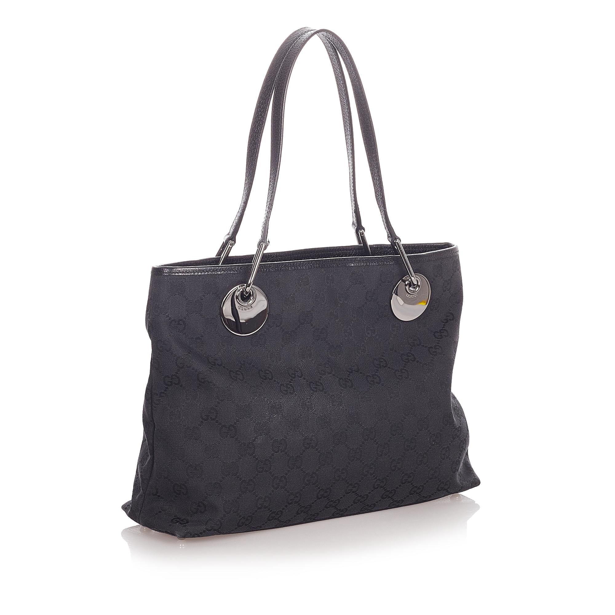 Gucci Gucci Canvas Eclipse Shoulder Bag (SHG-31969)