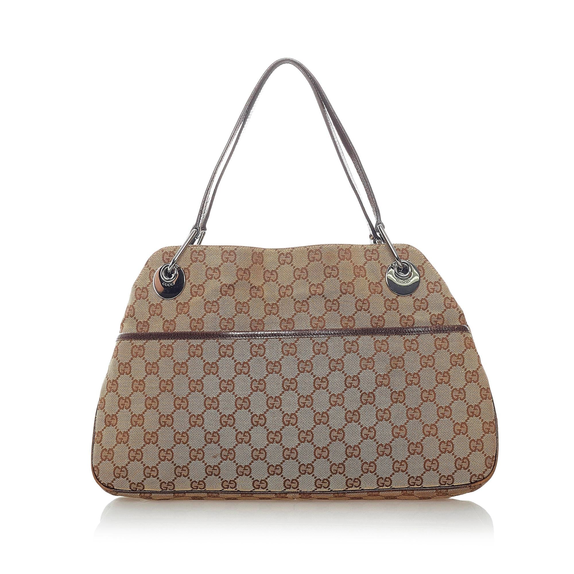 Gucci Gucci Canvas Eclipse Shoulder Bag (SHG-32020)