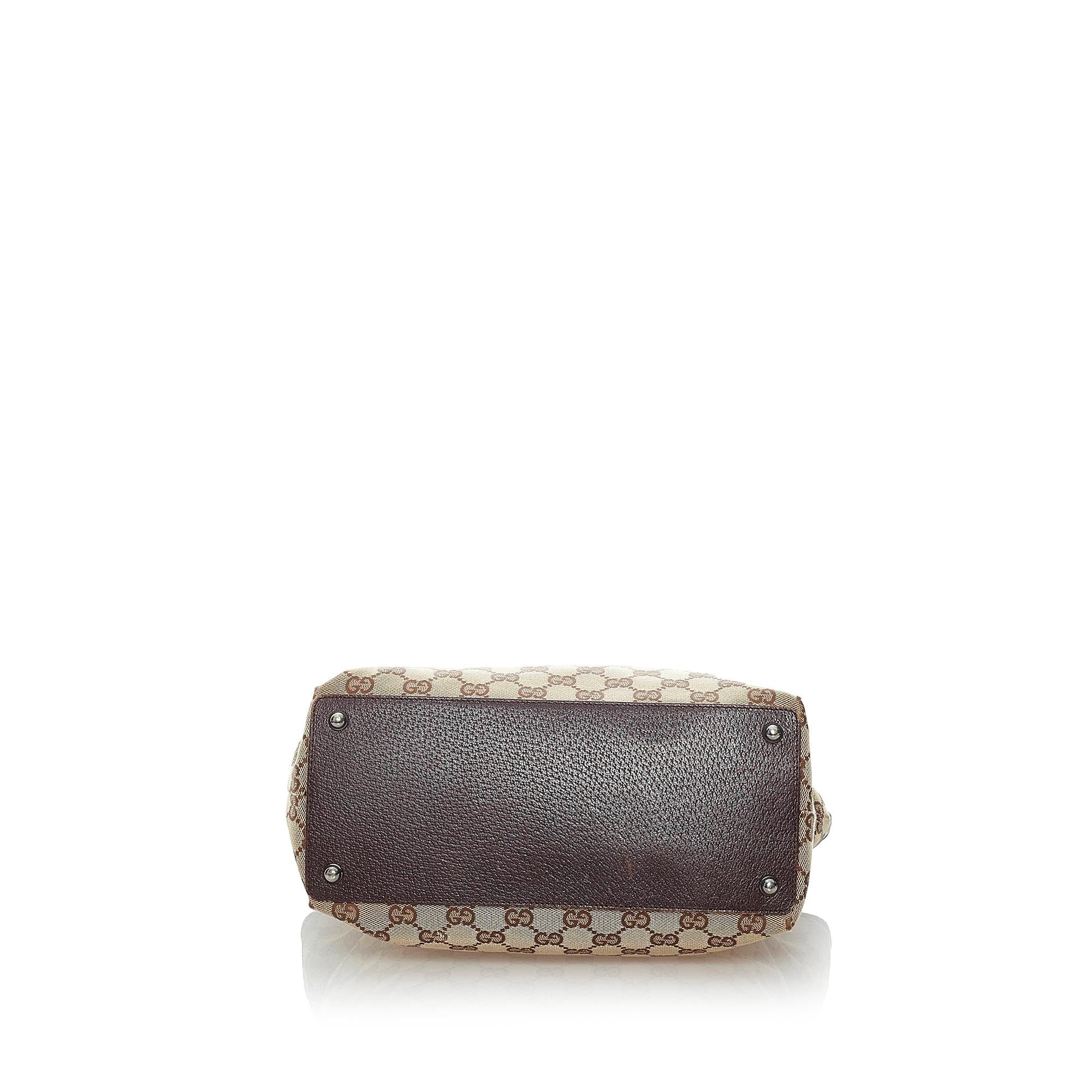 Gucci Gucci Canvas Eclipse Shoulder Bag (SHG-32066)