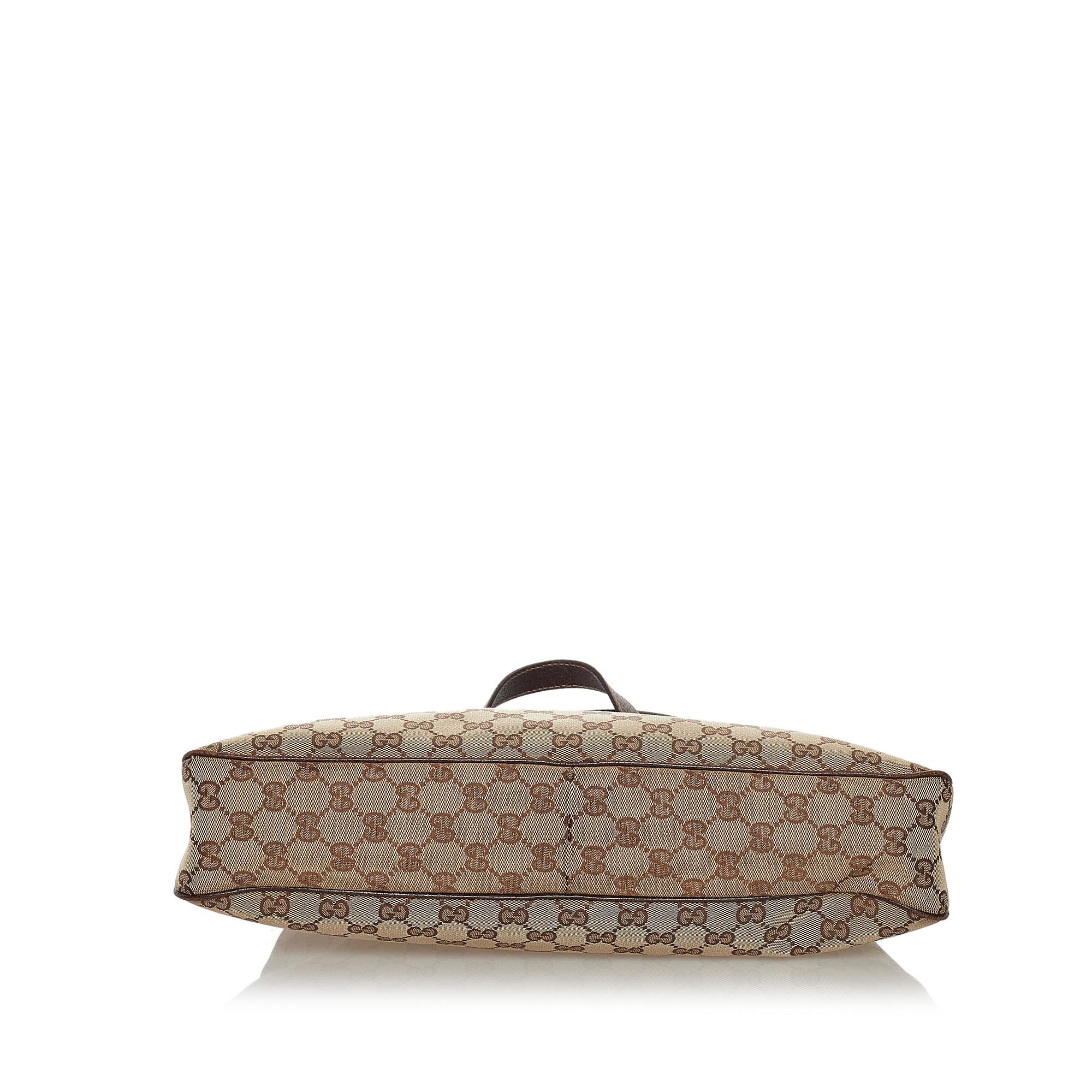 Gucci Gucci Canvas Eclipse Shoulder Bag (SHG-33703)