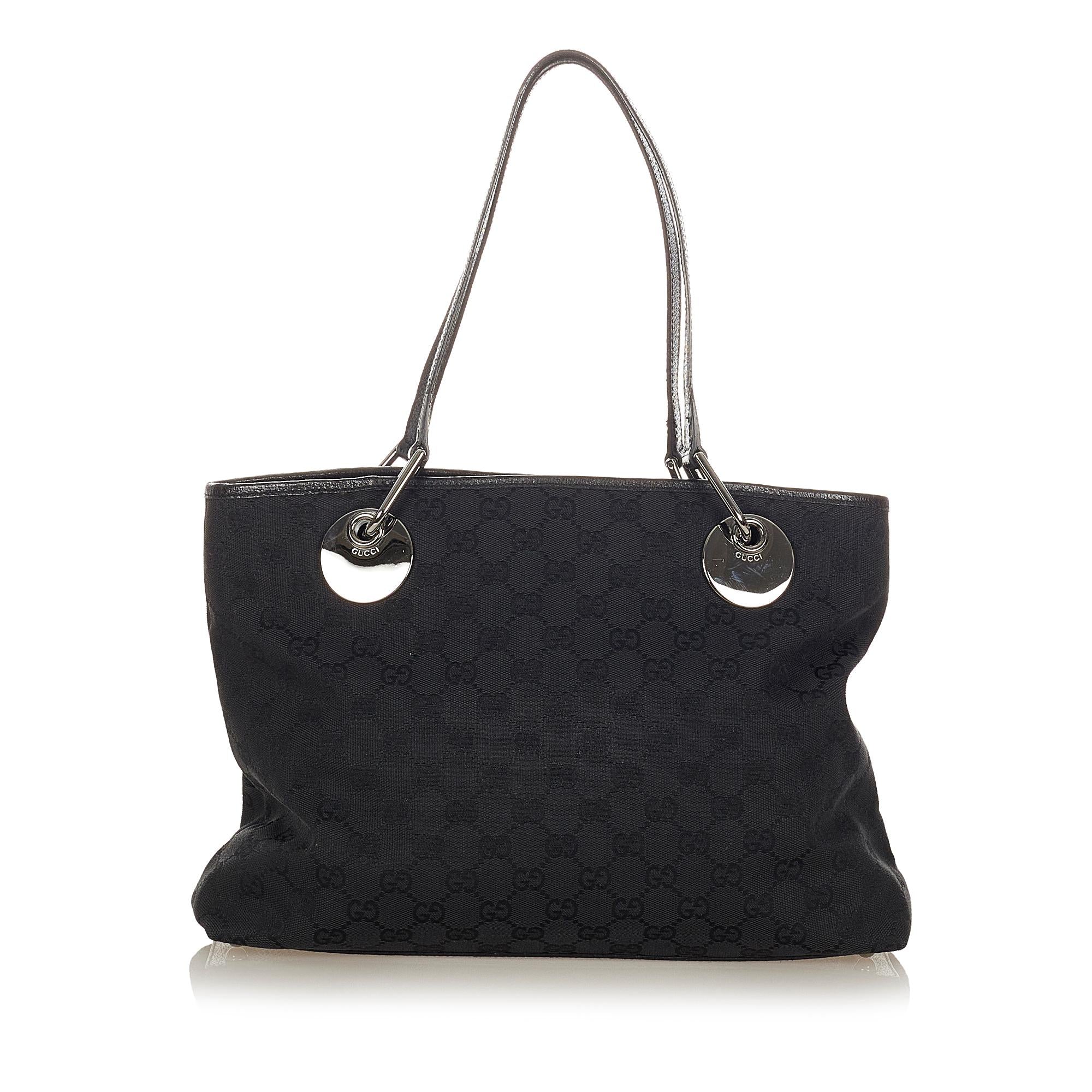 Gucci Gucci Canvas Eclipse Shoulder Bag (SHG-34023)